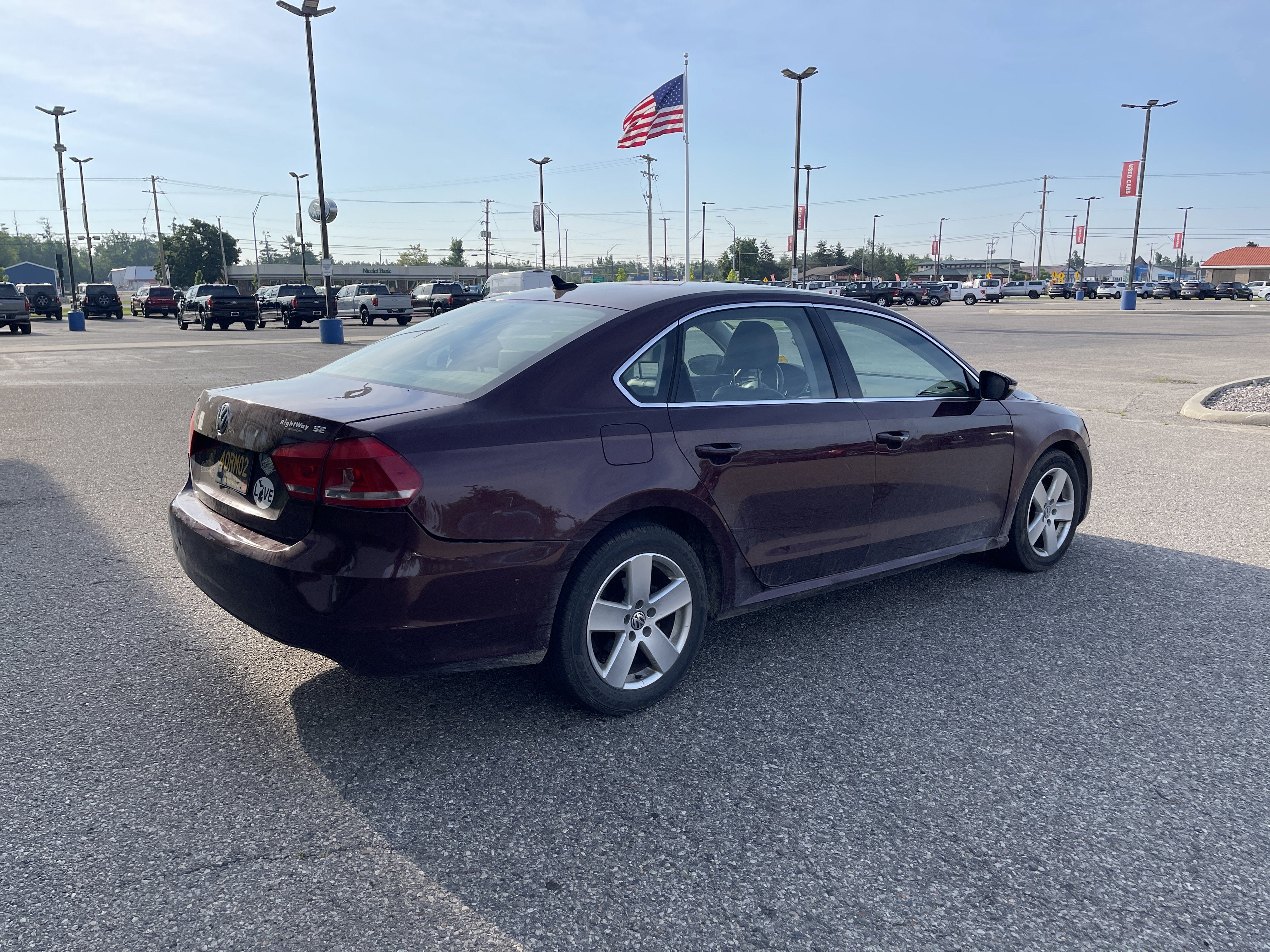 2012 Volkswagen Passat SE w/Sunroof