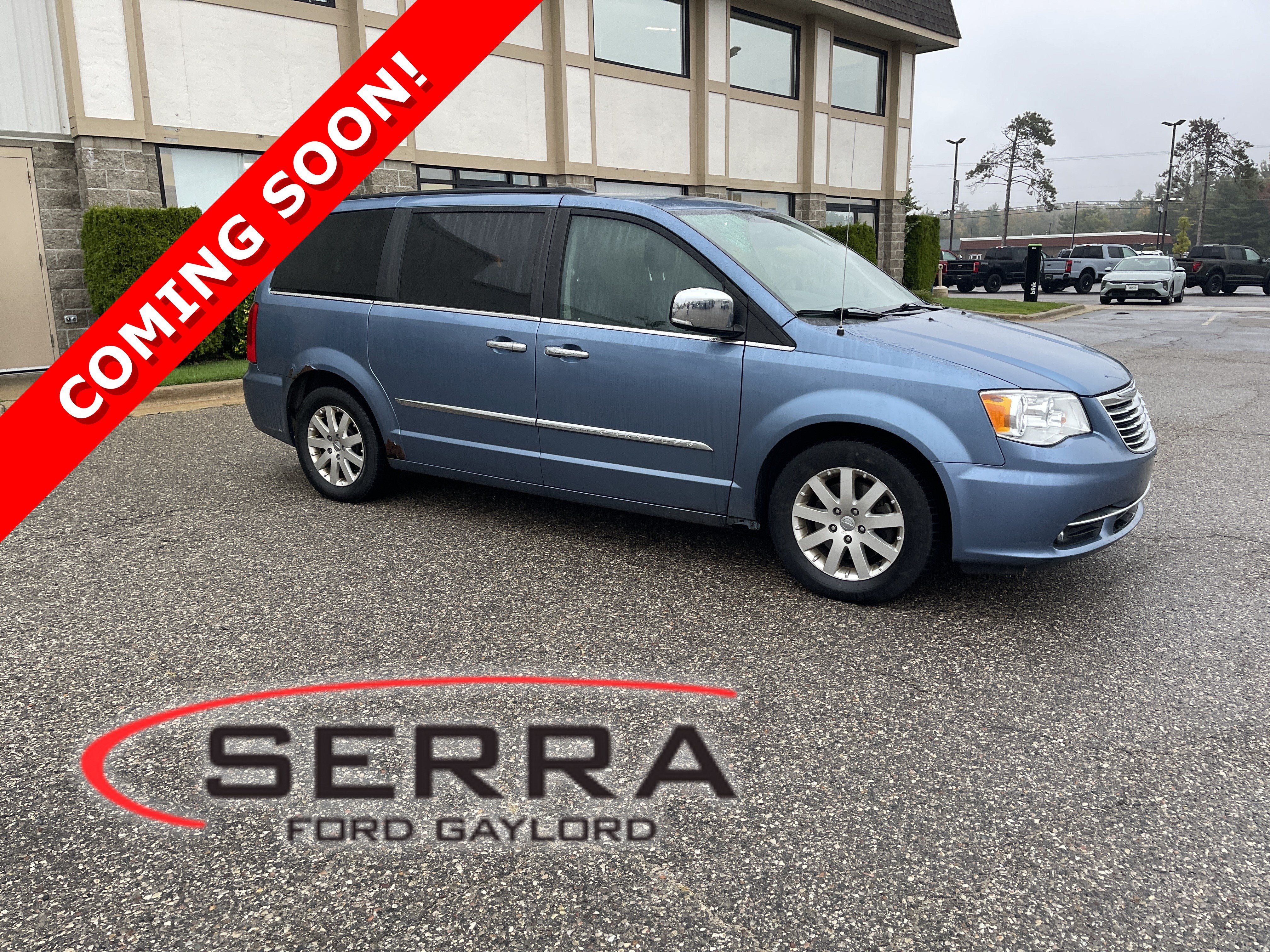 2012 Chrysler Town & Country Touring-L