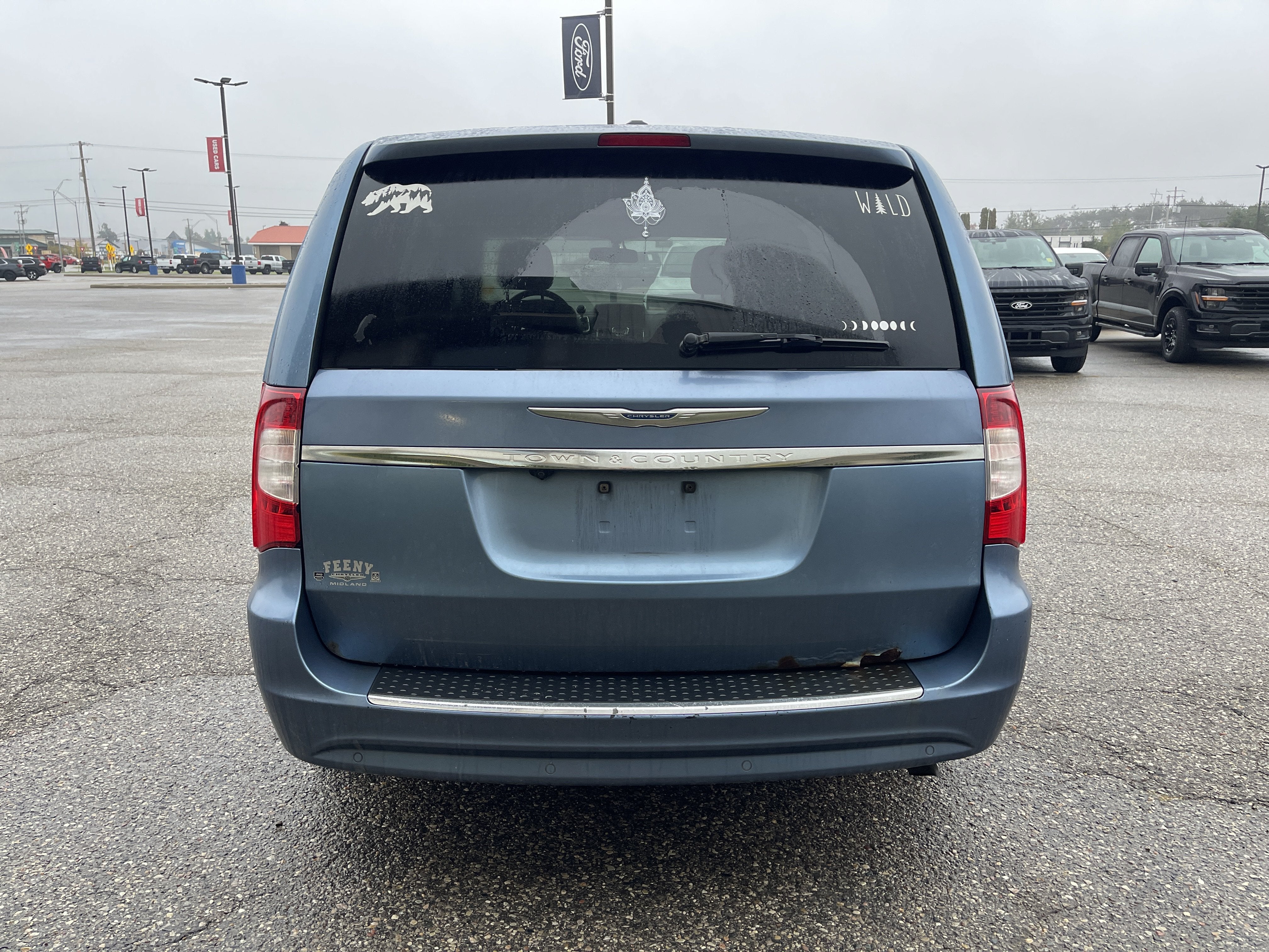 2012 Chrysler Town & Country Touring-L