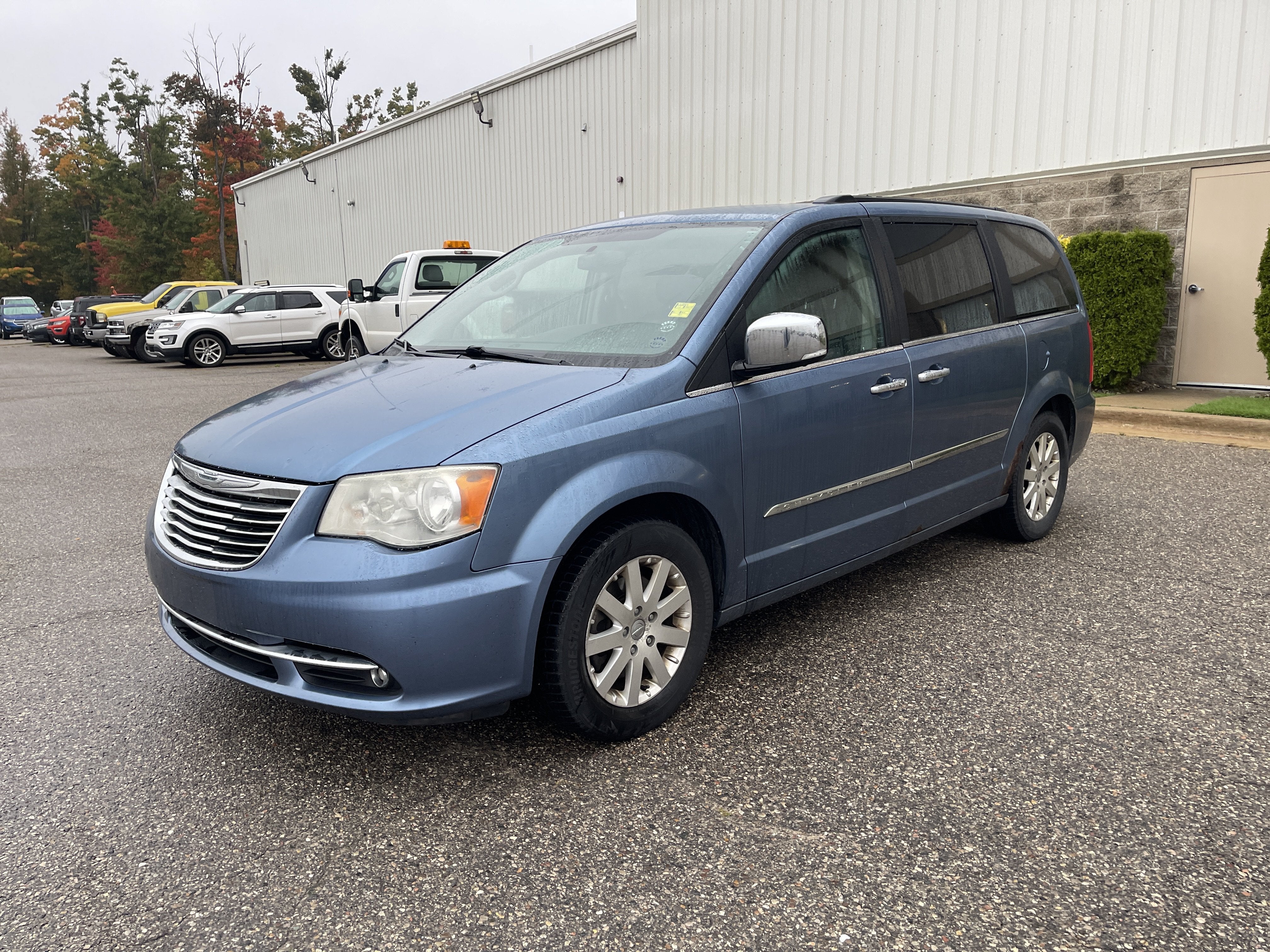 2012 Chrysler Town & Country Touring-L