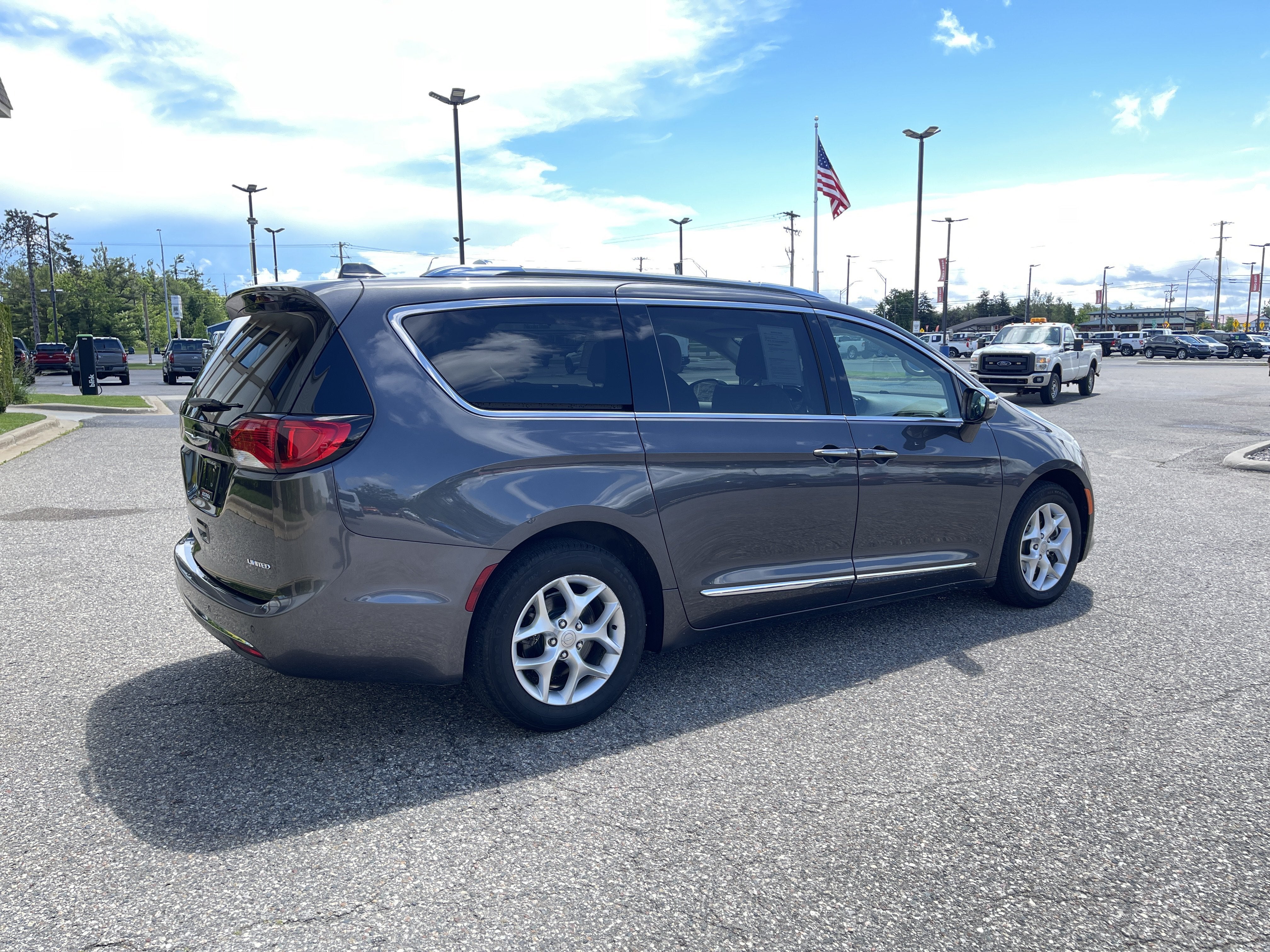 2020 Chrysler Pacifica Limited