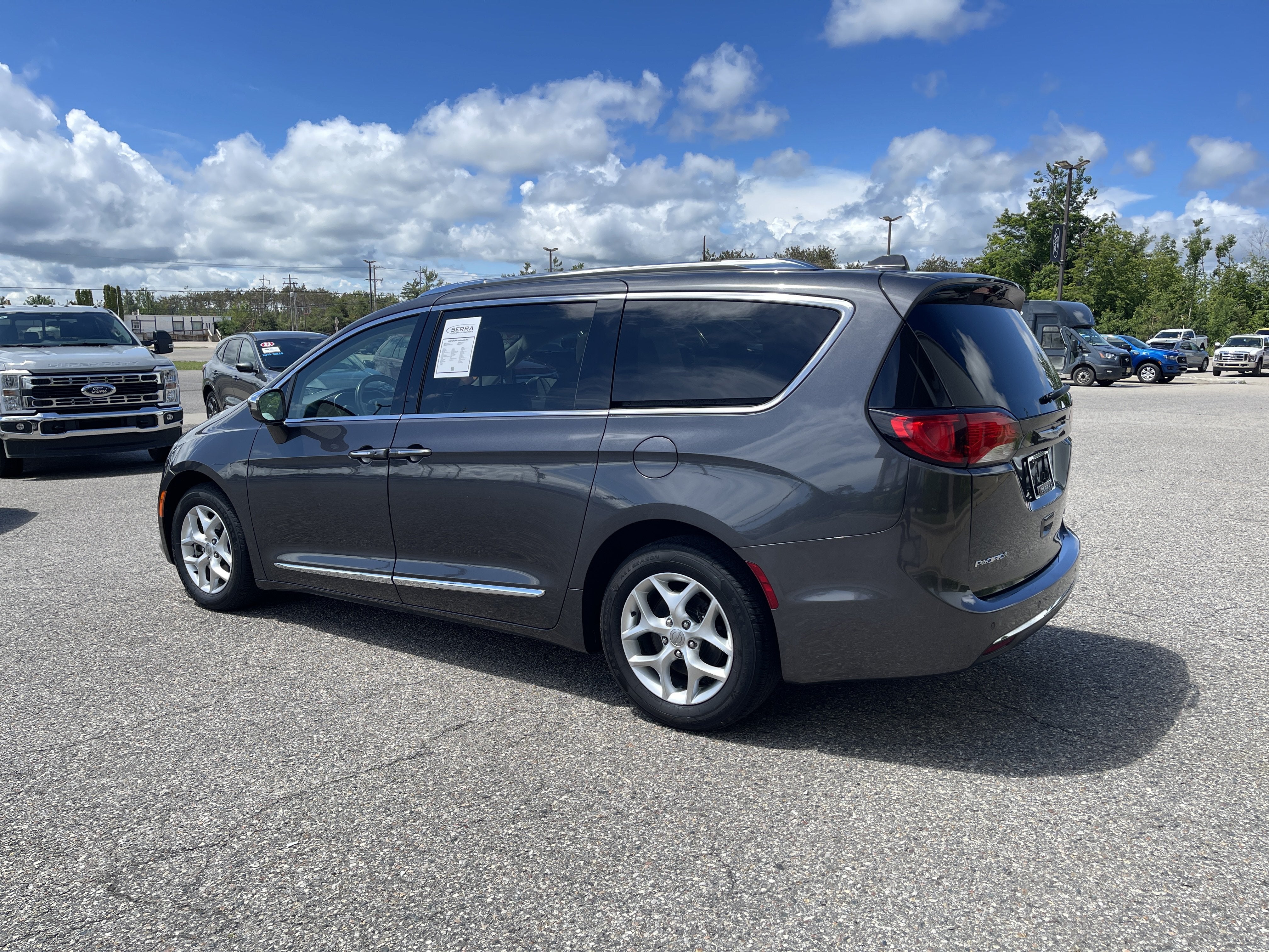 2020 Chrysler Pacifica Limited