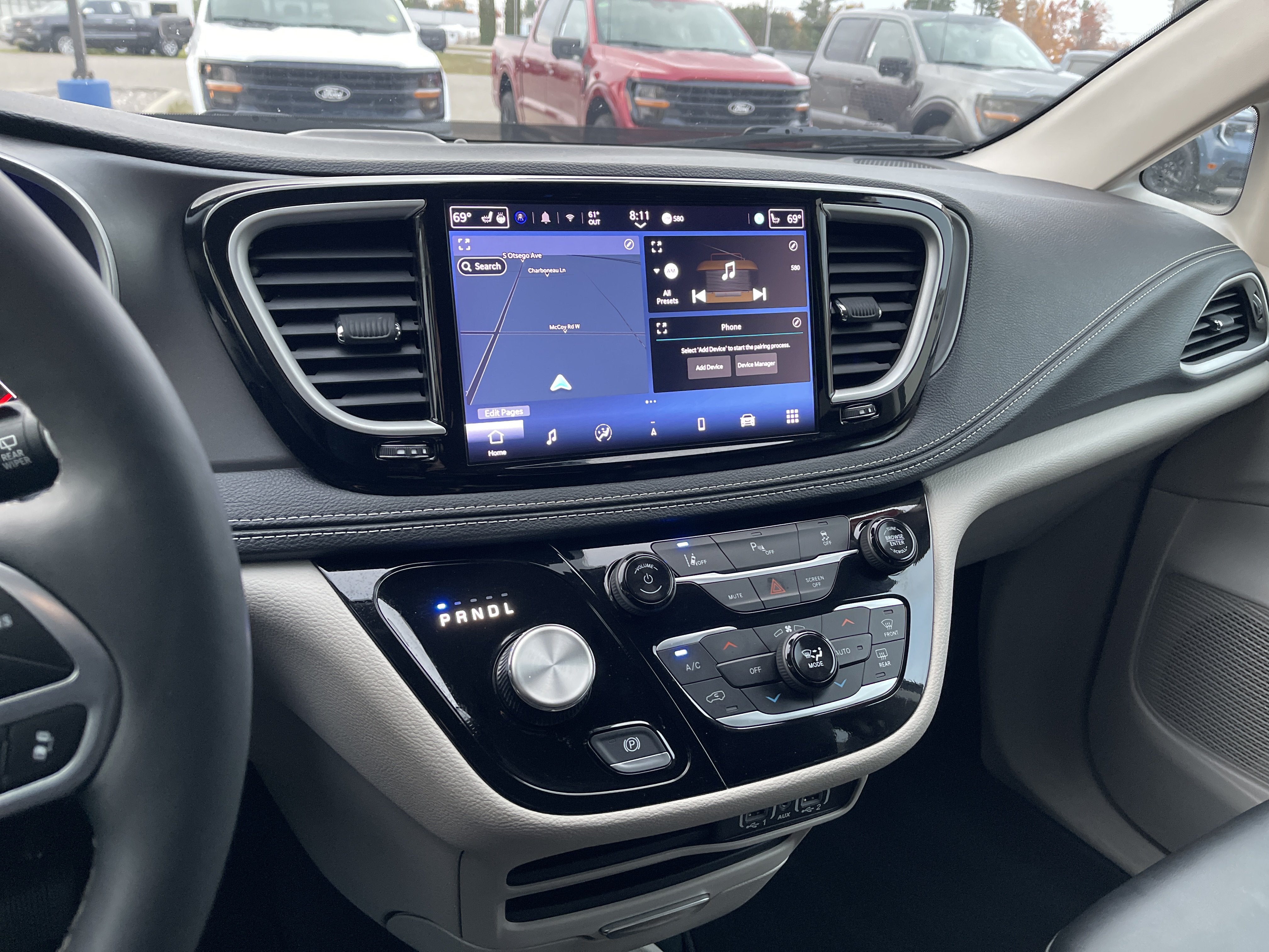 2024 Chrysler Pacifica Hybrid Select
