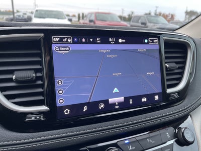 2024 Chrysler Pacifica Hybrid Select