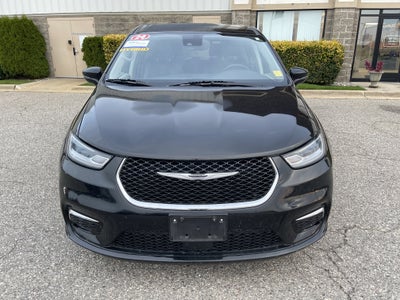 2024 Chrysler Pacifica Hybrid Select
