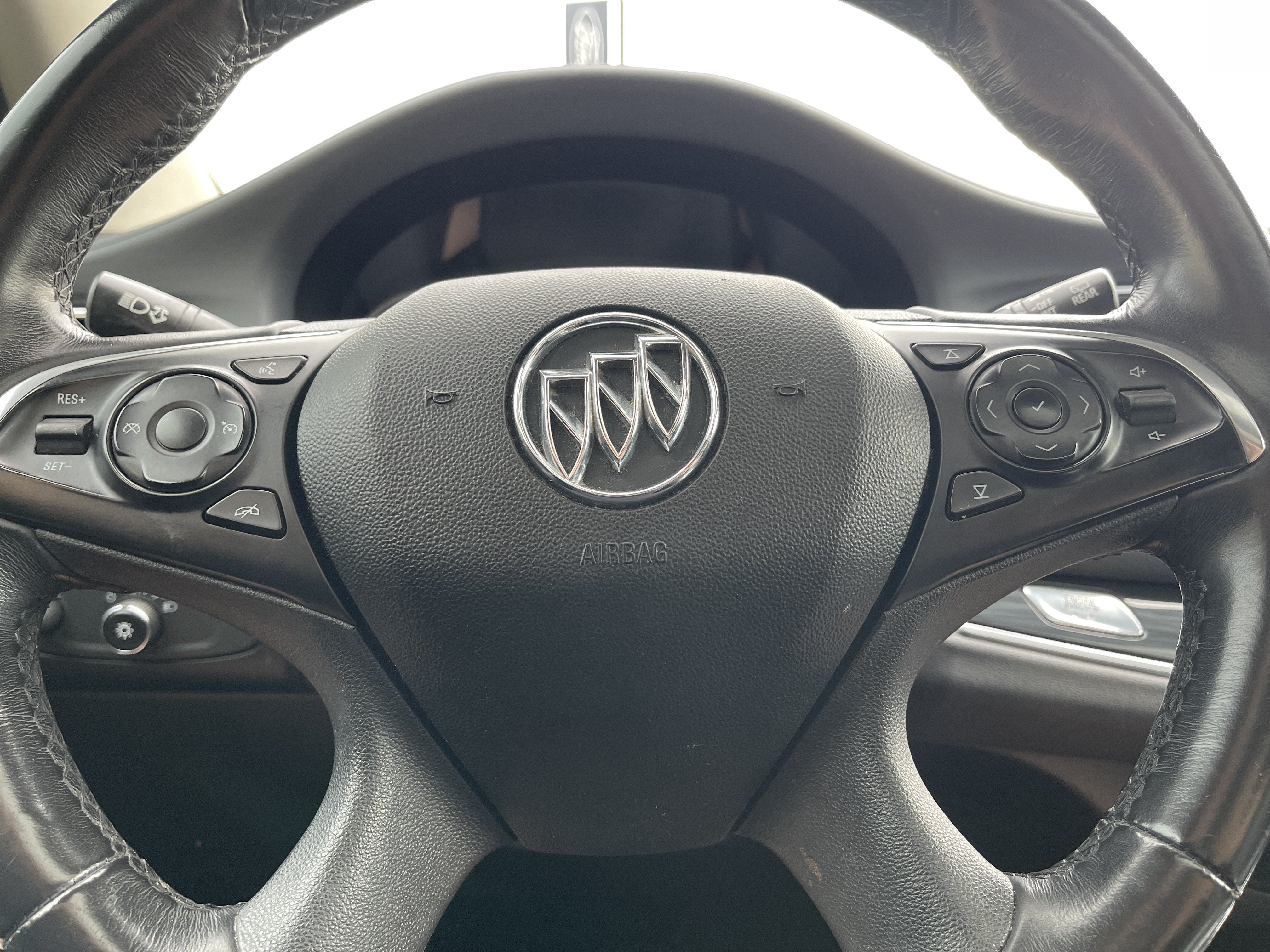 2019 Buick Enclave Essence