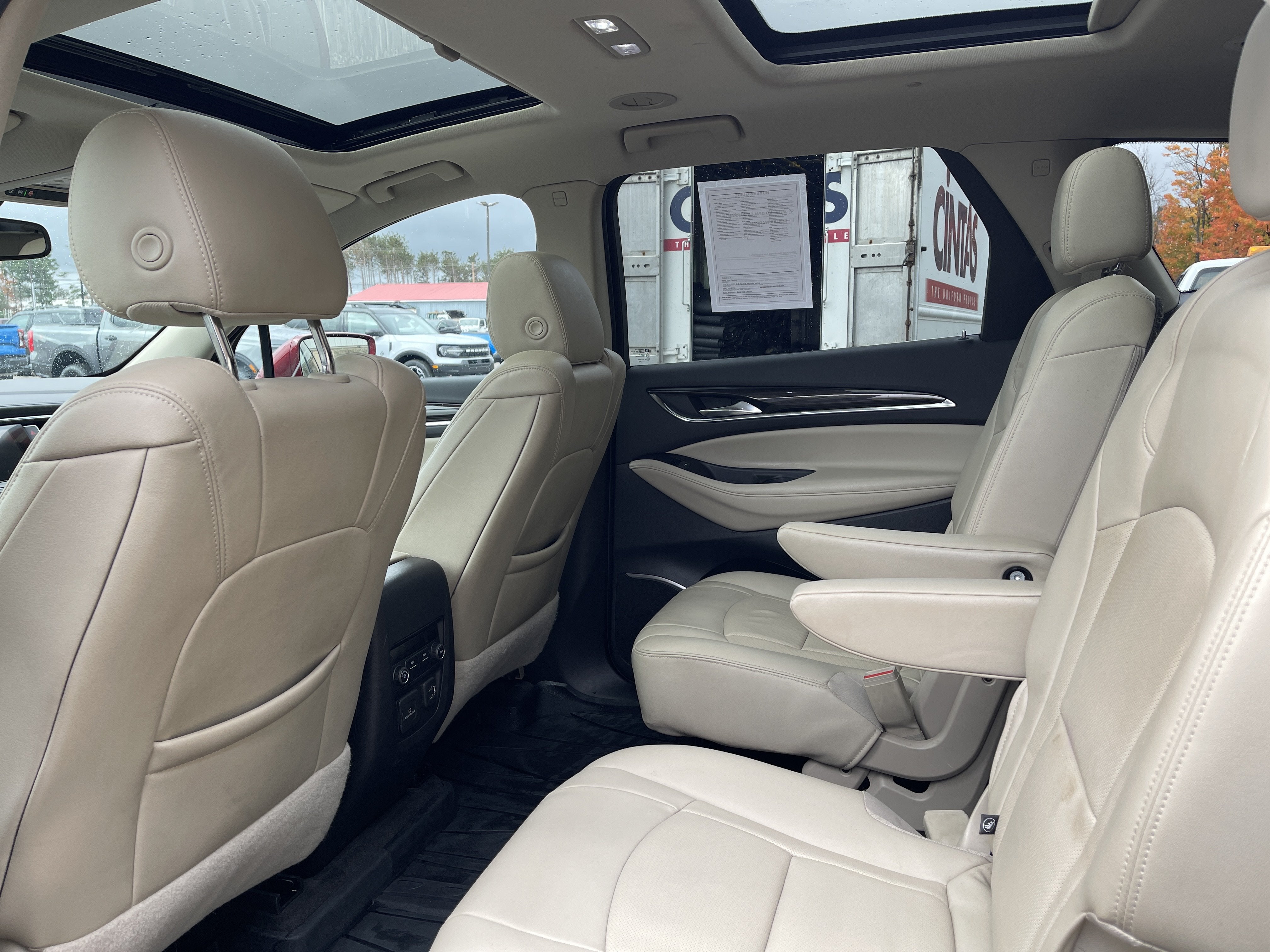 2020 Buick Enclave Essence
