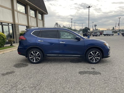 2017 Nissan Rogue SL