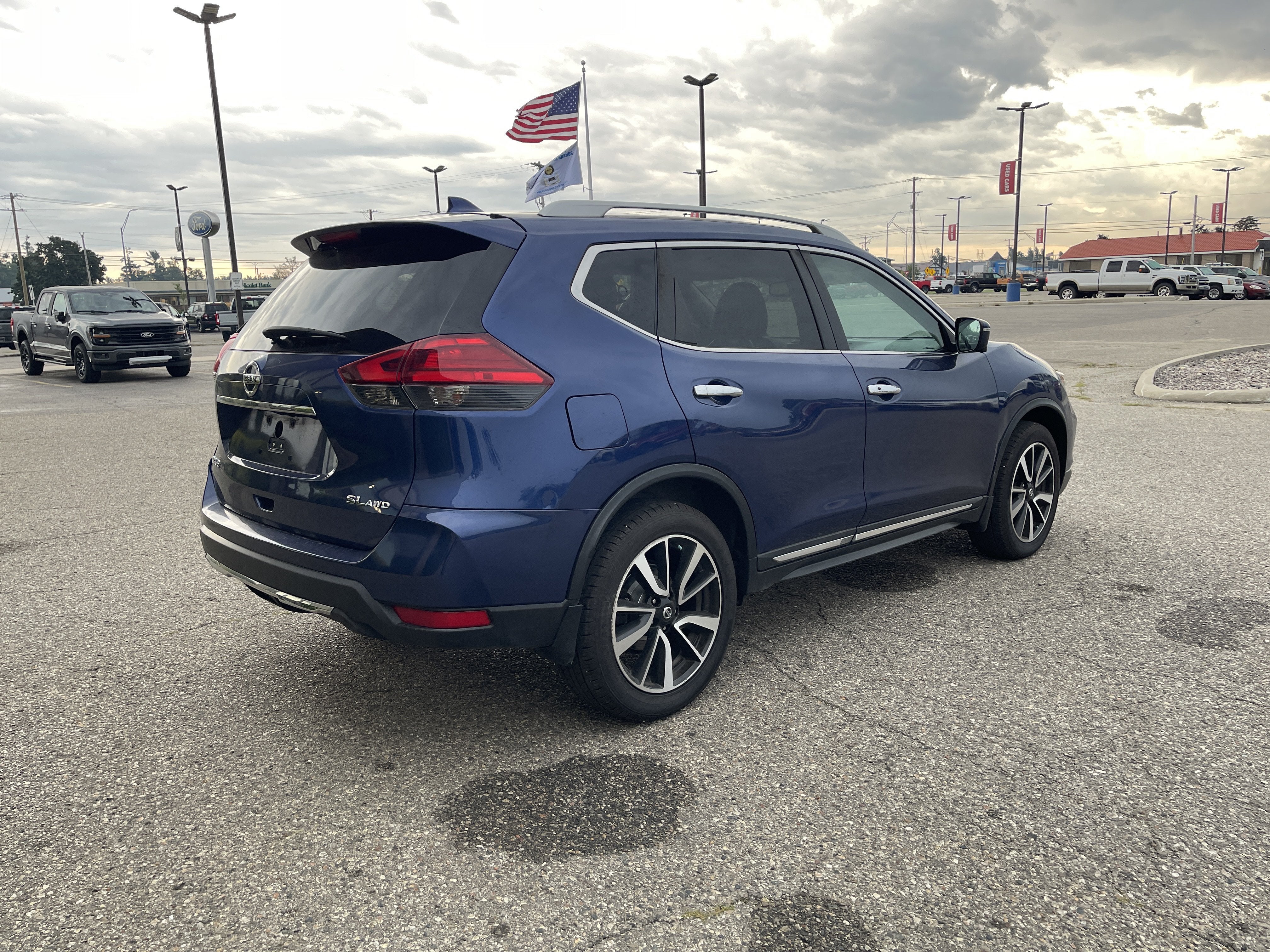 2017 Nissan Rogue SL