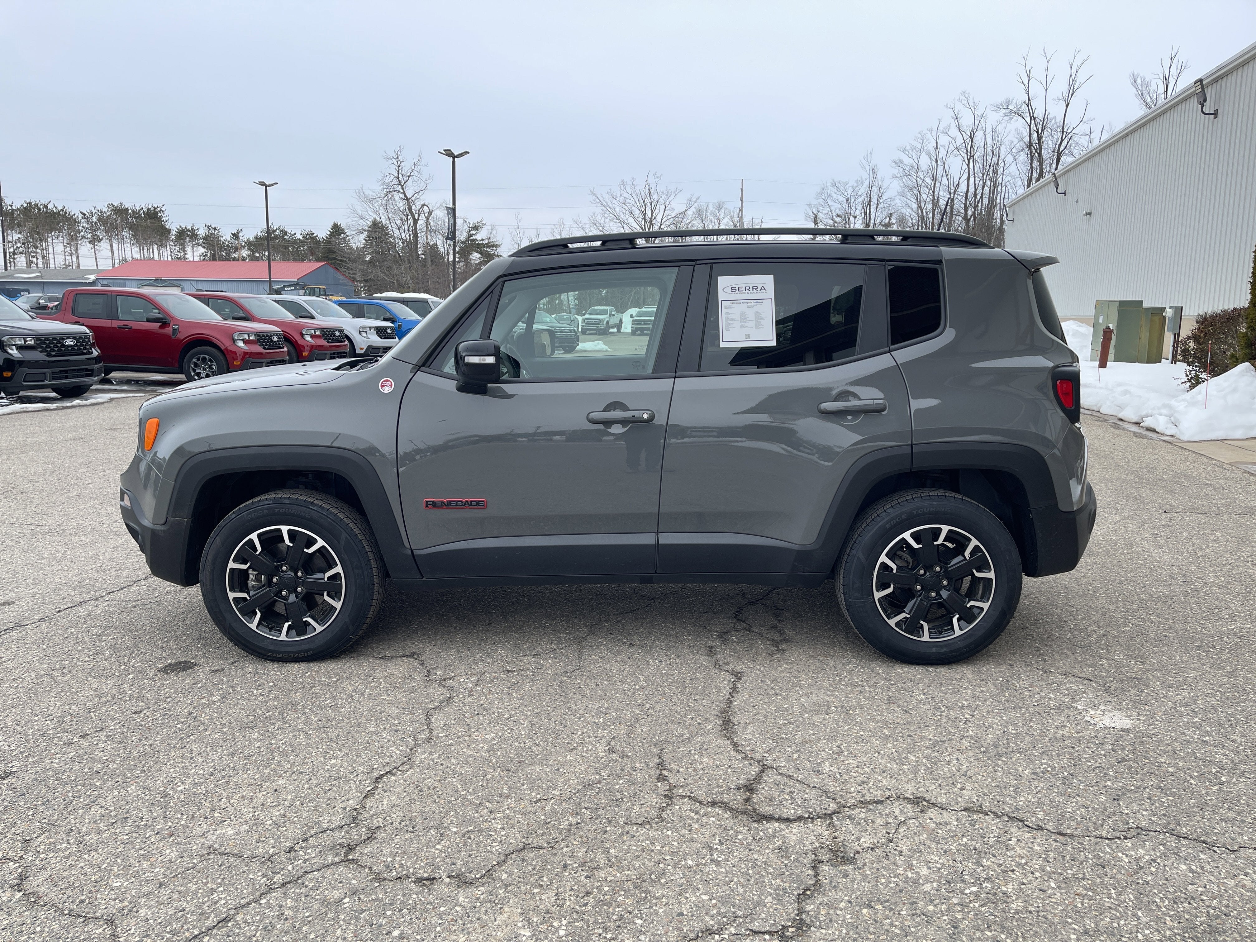 2023 Jeep Renegade Trailhawk