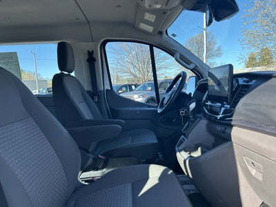 2023 Ford Transit Passenger Wagon XLT