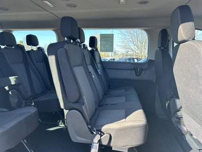 2023 Ford Transit Passenger Wagon XLT