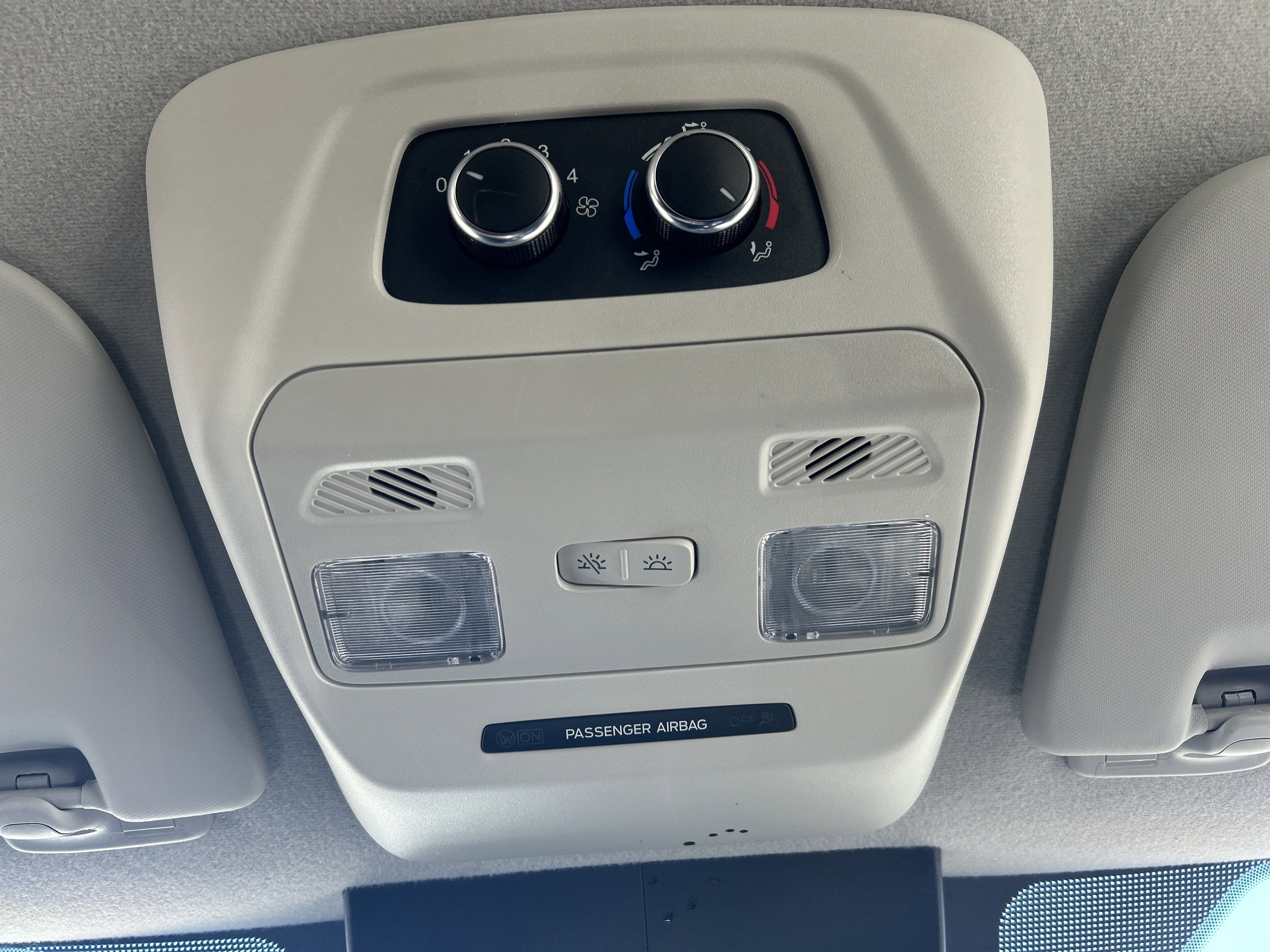 2023 Ford Transit Passenger Wagon XLT