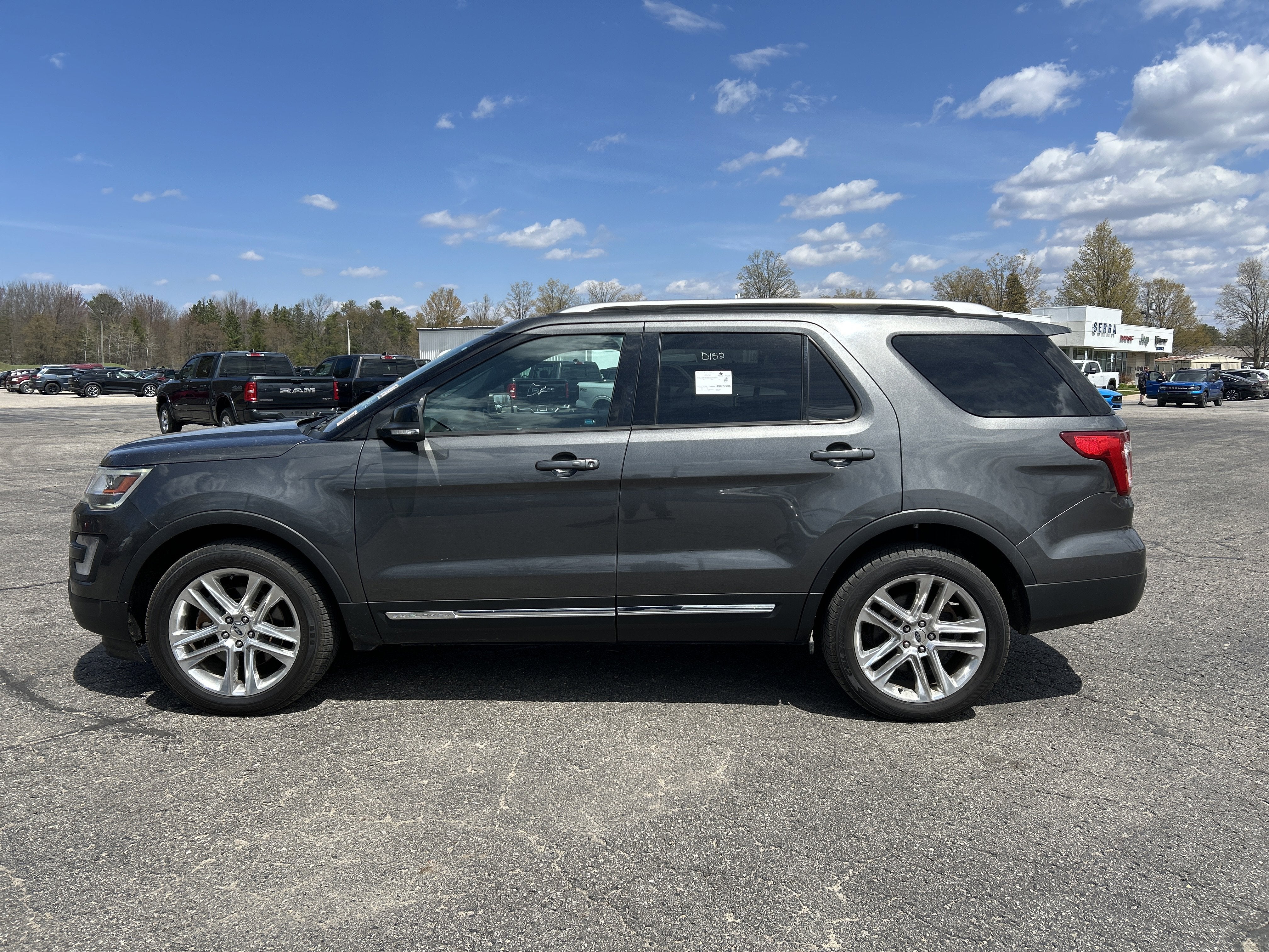 2017 Ford Explorer XLT