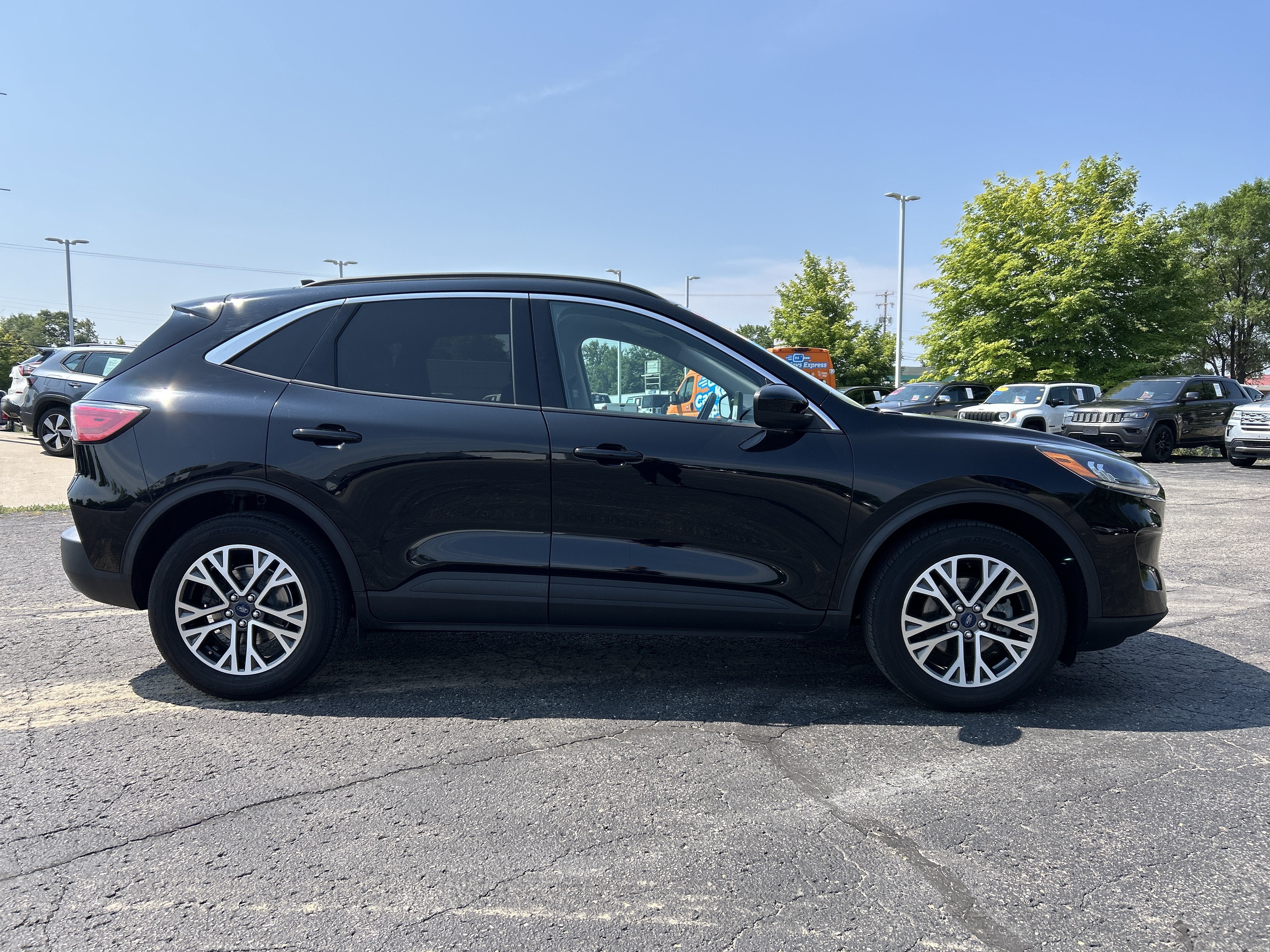 2020 Ford Escape SEL