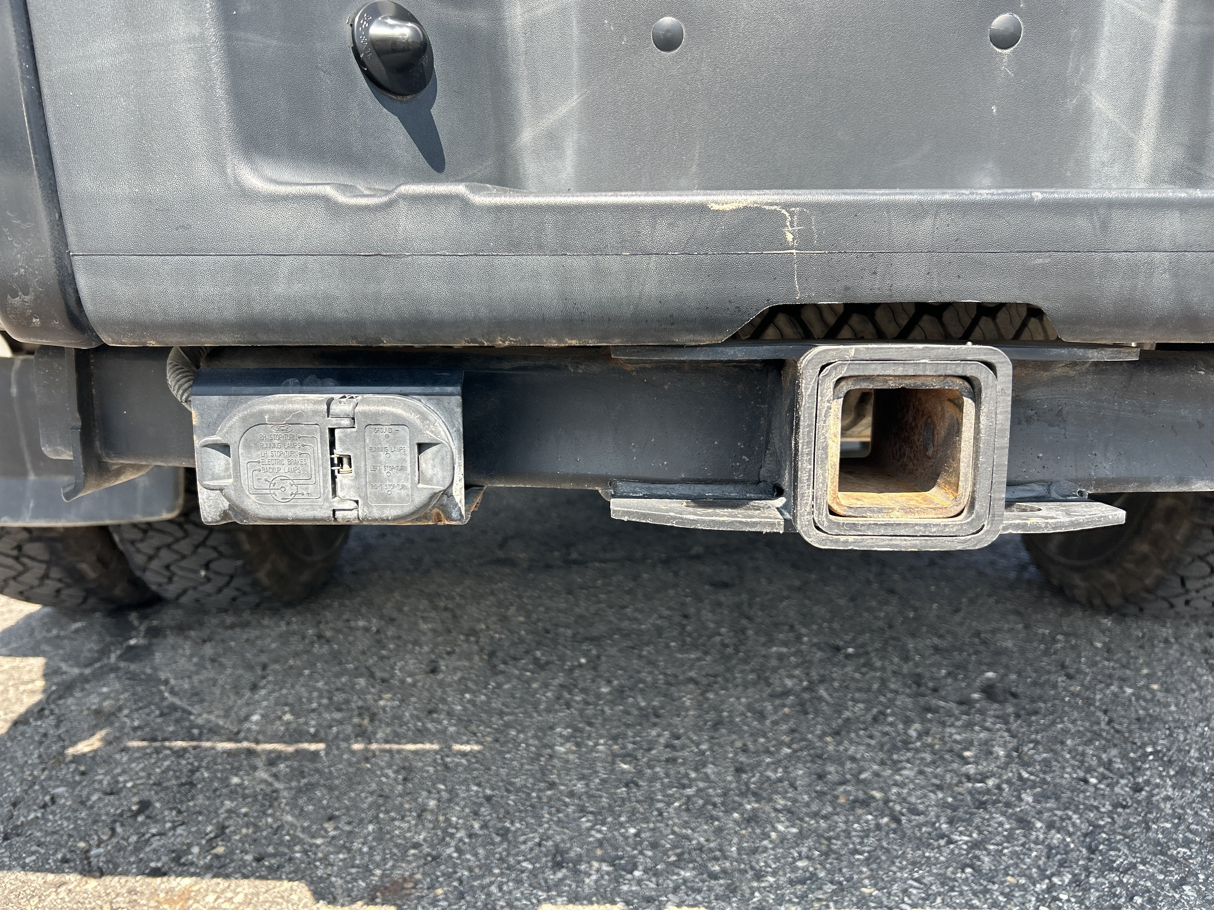 2010 Ford Super Duty F-350 DRW XL