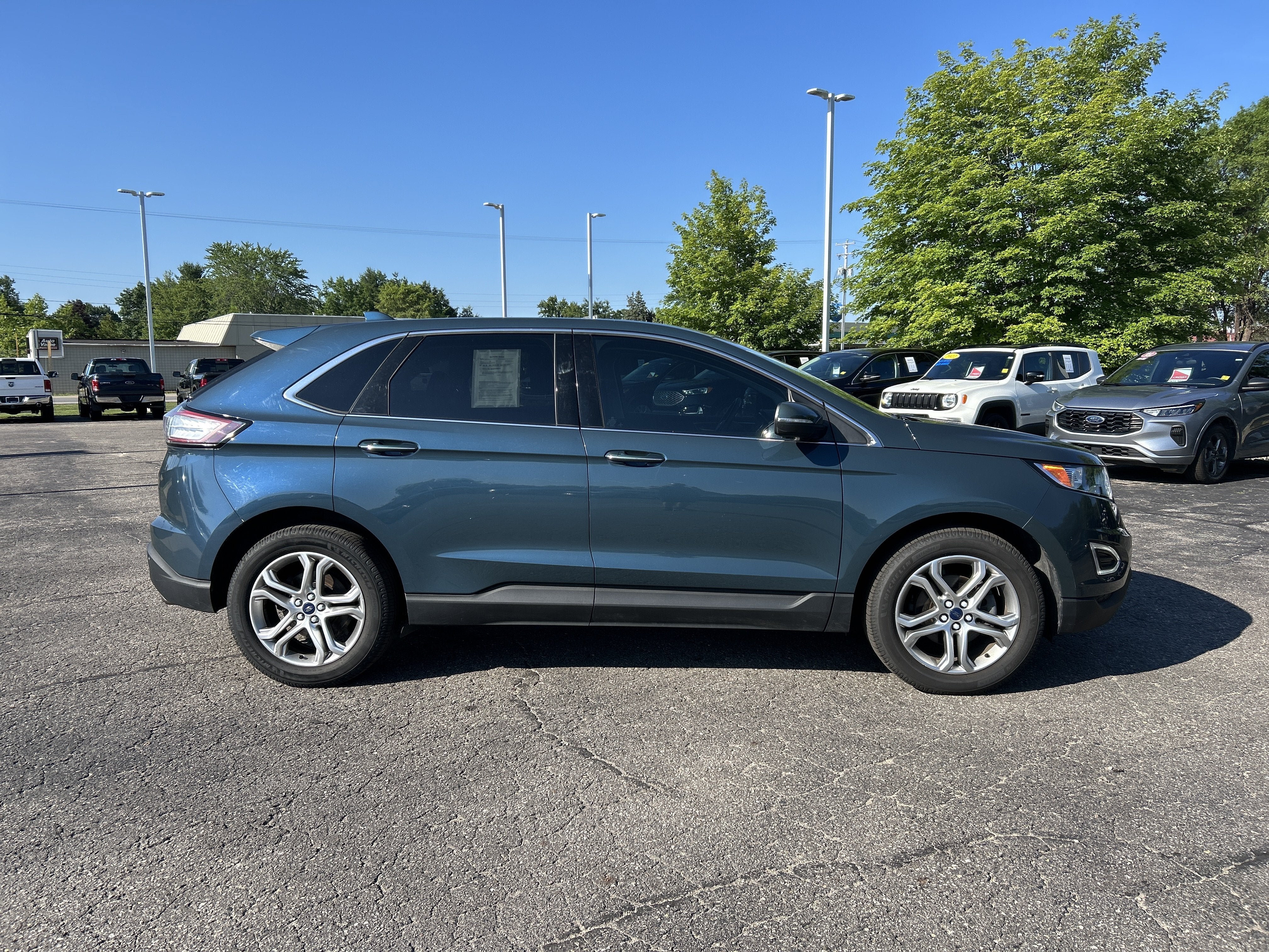2016 Ford Edge Titanium