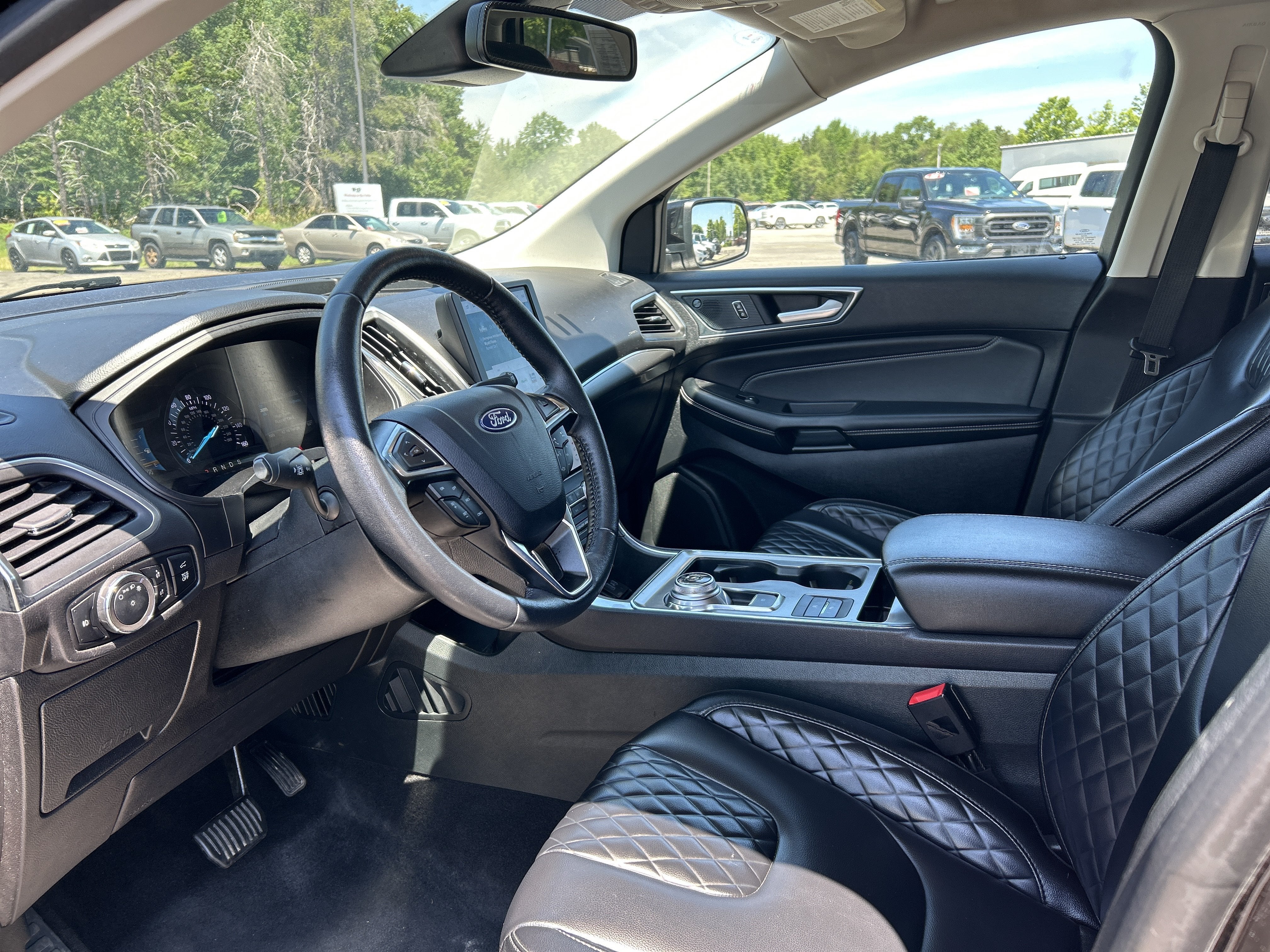 2024 Ford Edge Titanium