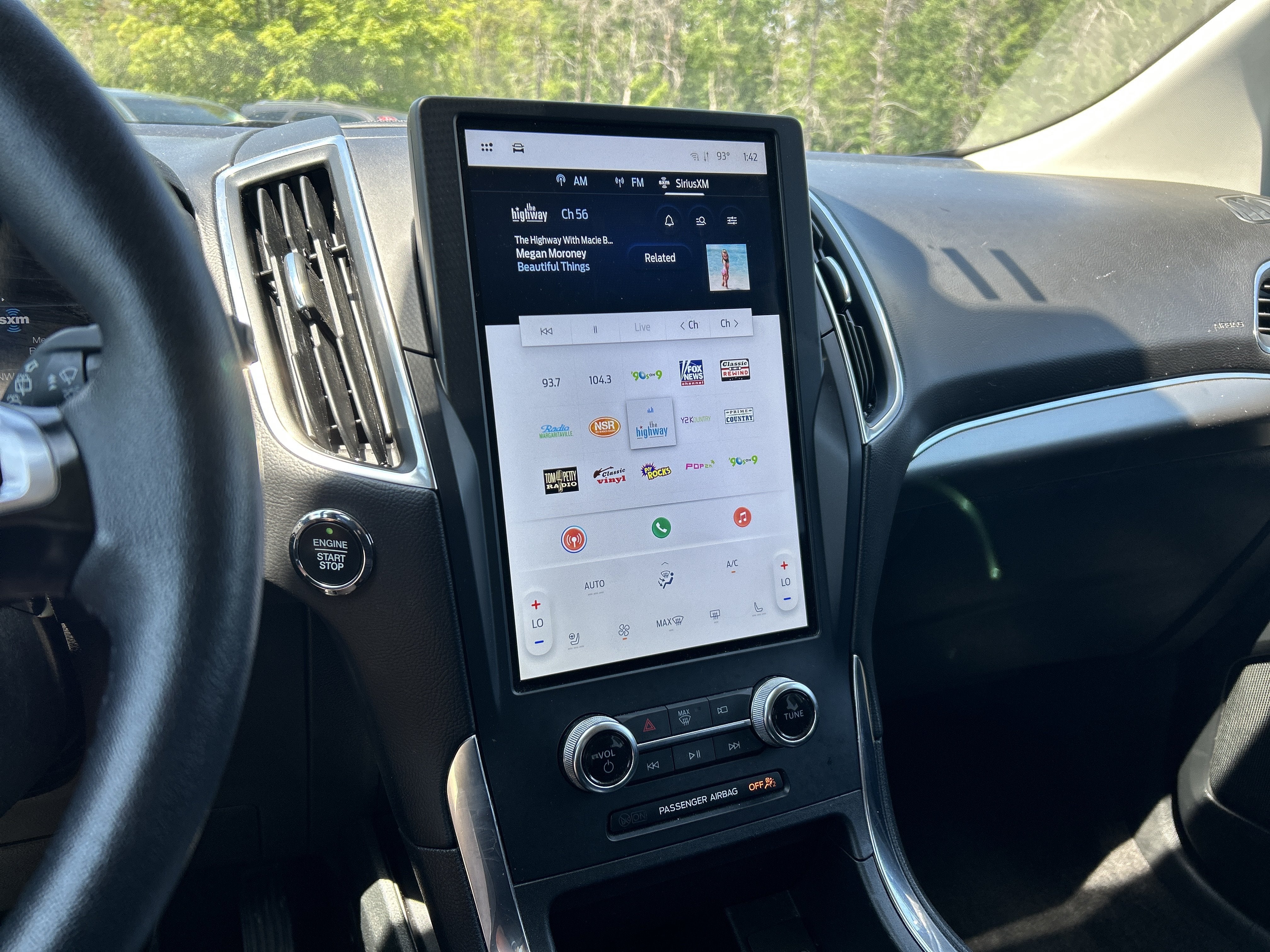 2024 Ford Edge Titanium