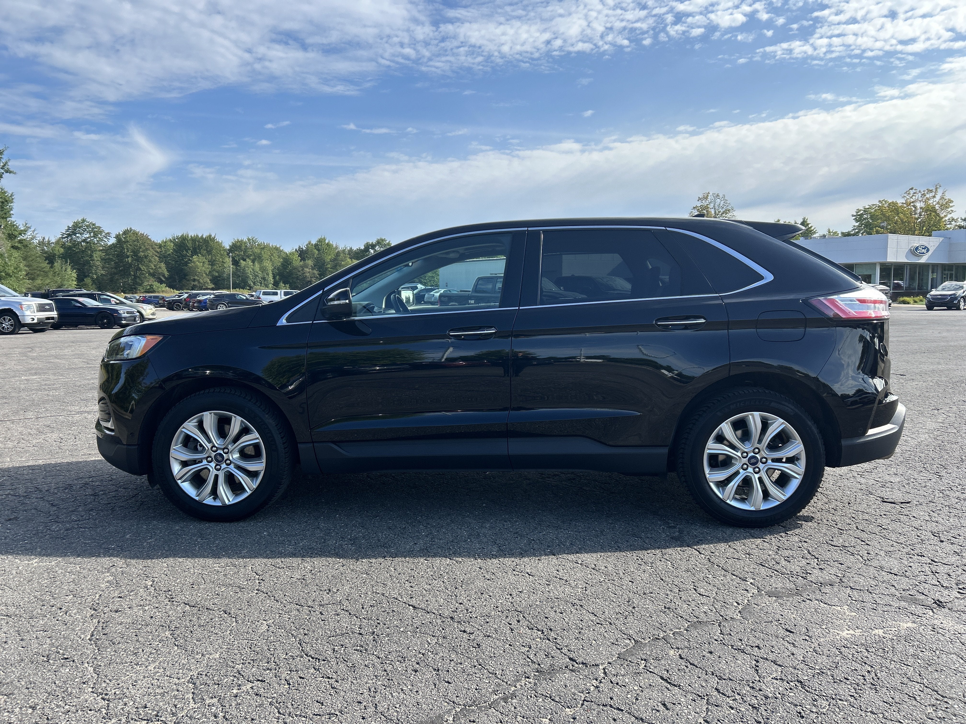 2020 Ford Edge Titanium