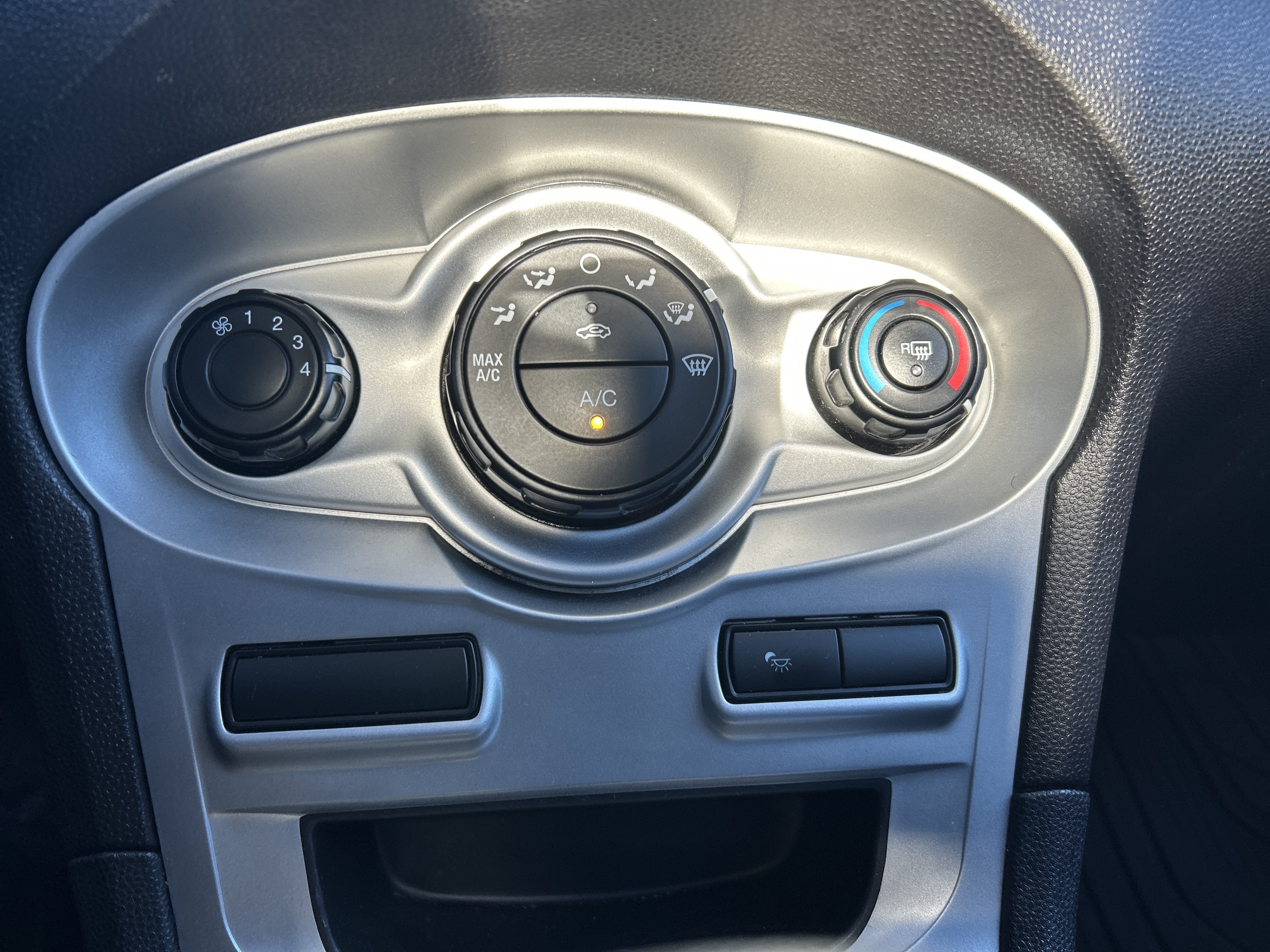 2014 Ford Fiesta SE