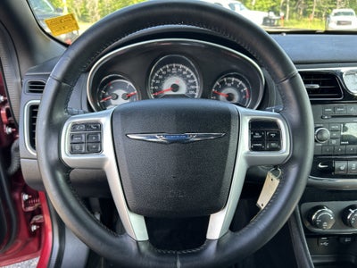 2013 Chrysler 200 Limited