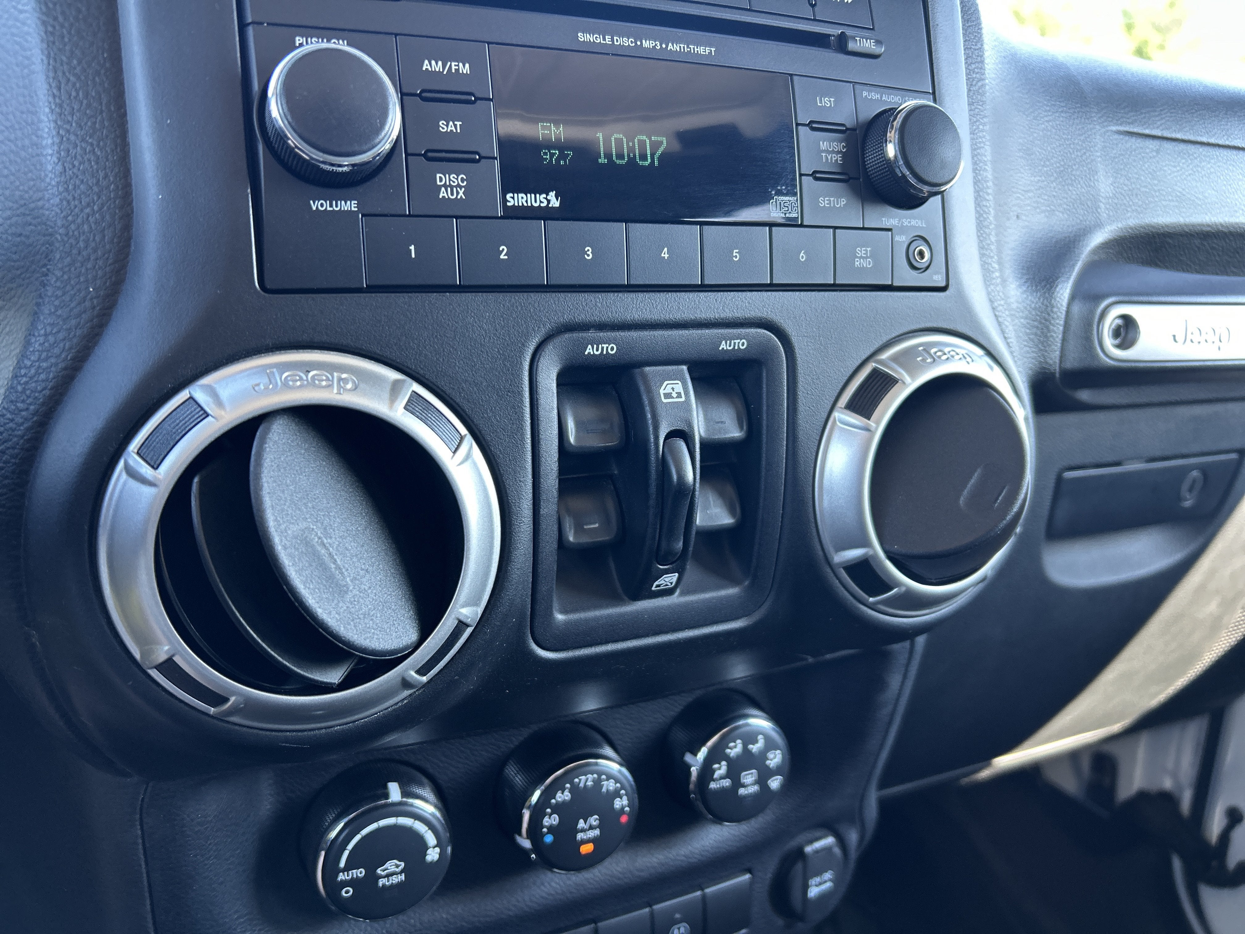 2017 Jeep Wrangler Unlimited Sahara 4x4
