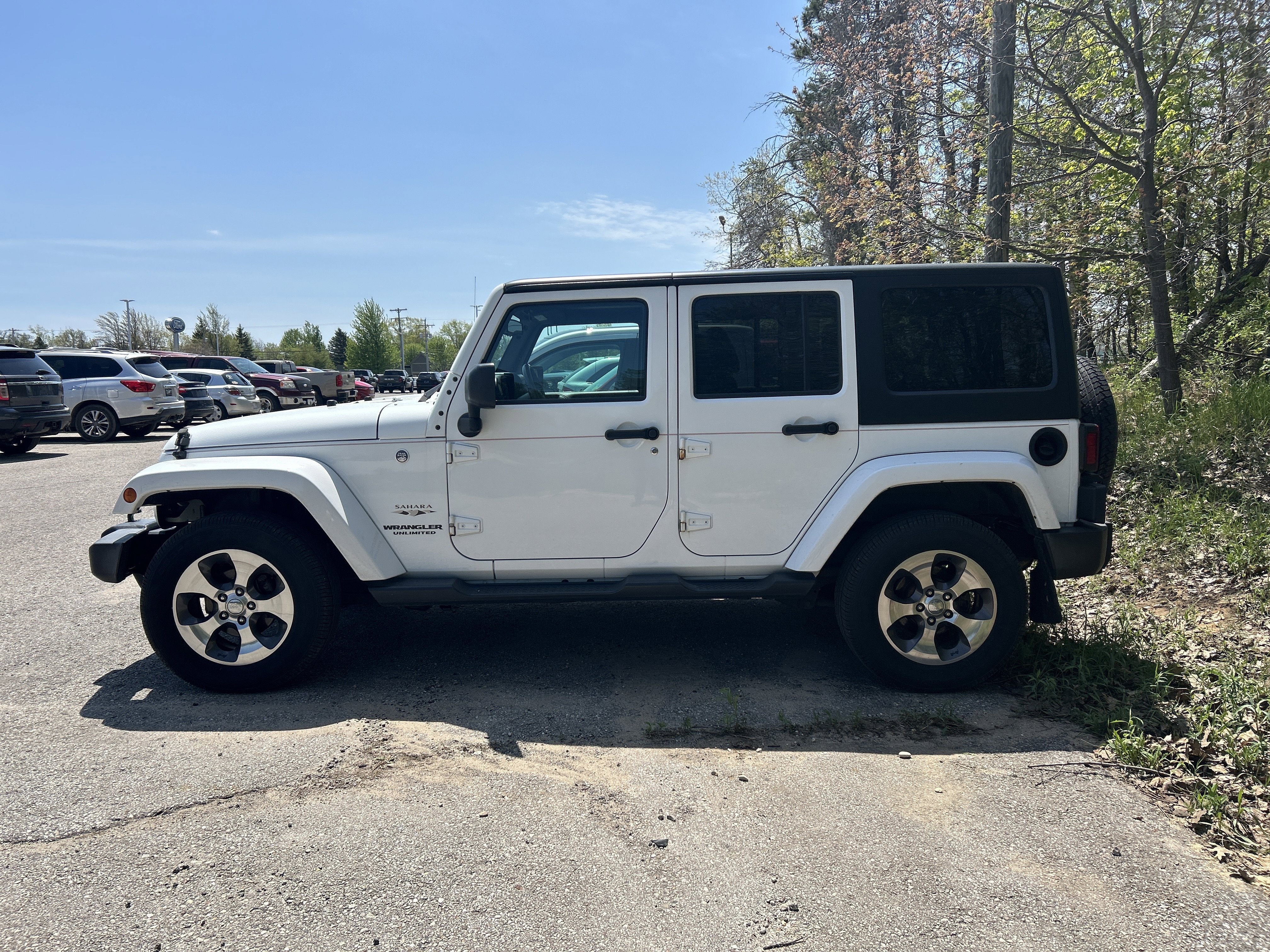 2017 Jeep Wrangler Unlimited Sahara 4x4