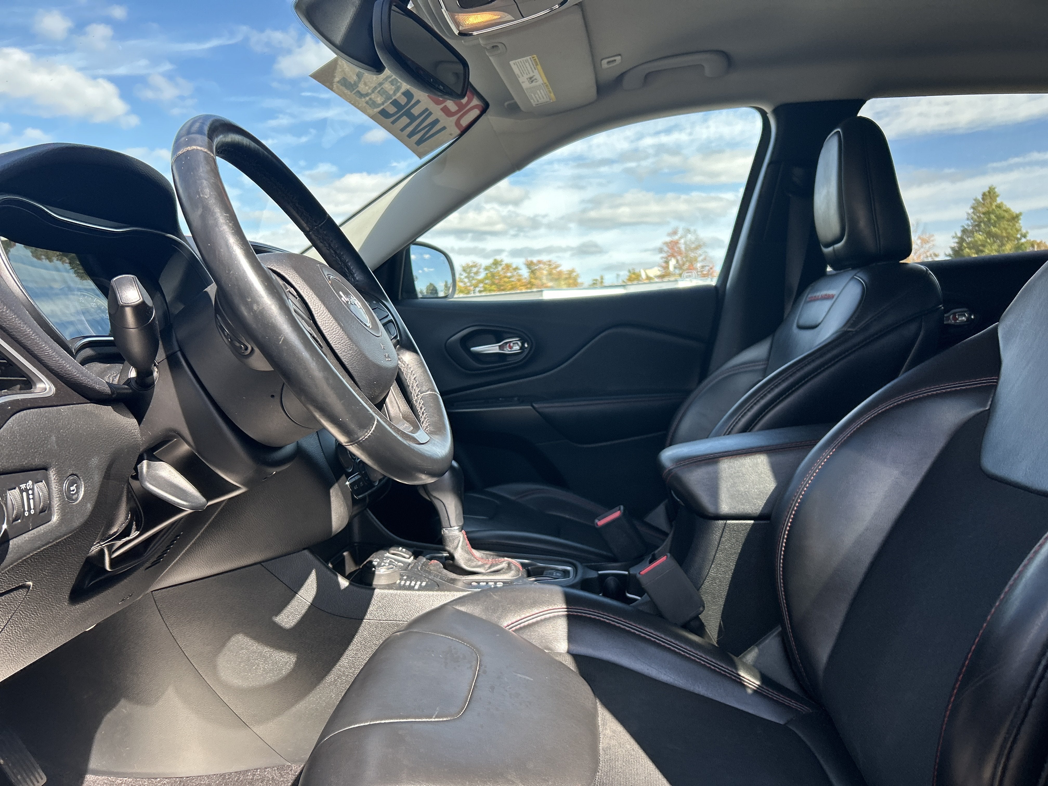 2019 Jeep Cherokee Trailhawk