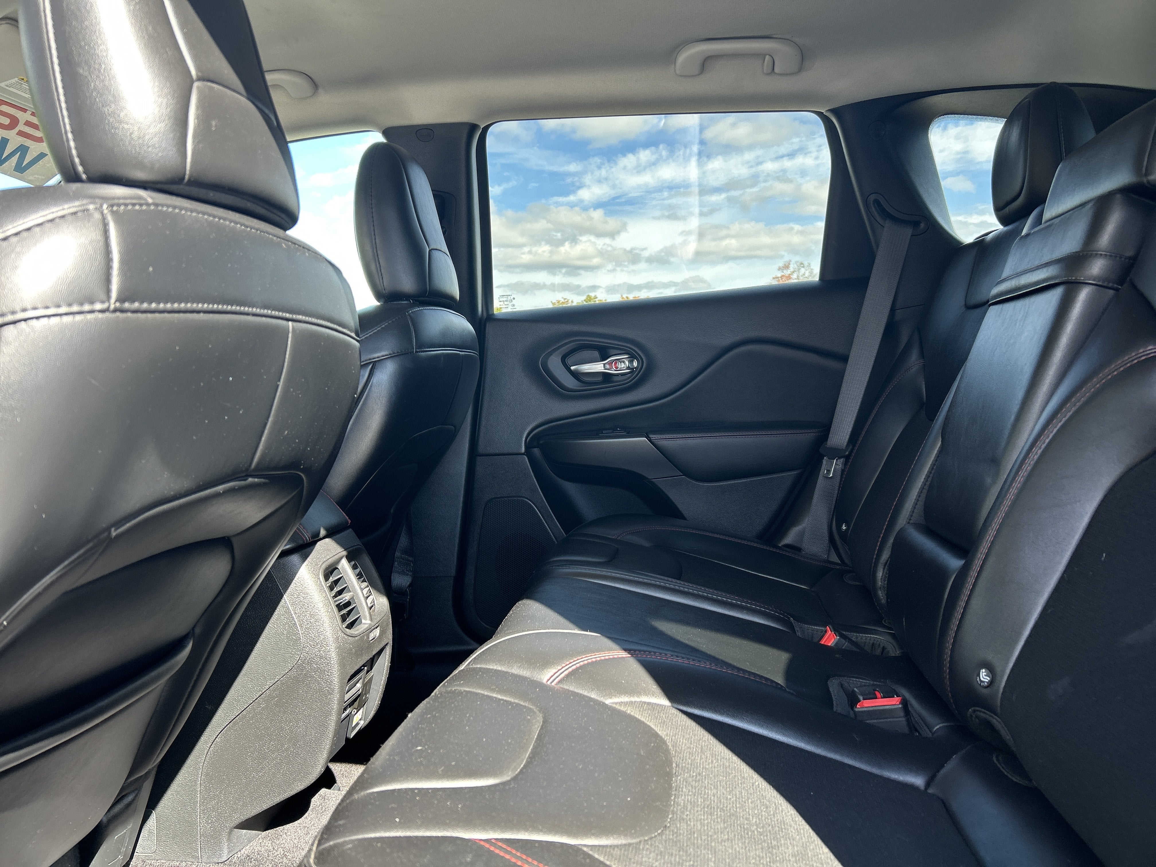 2019 Jeep Cherokee Trailhawk