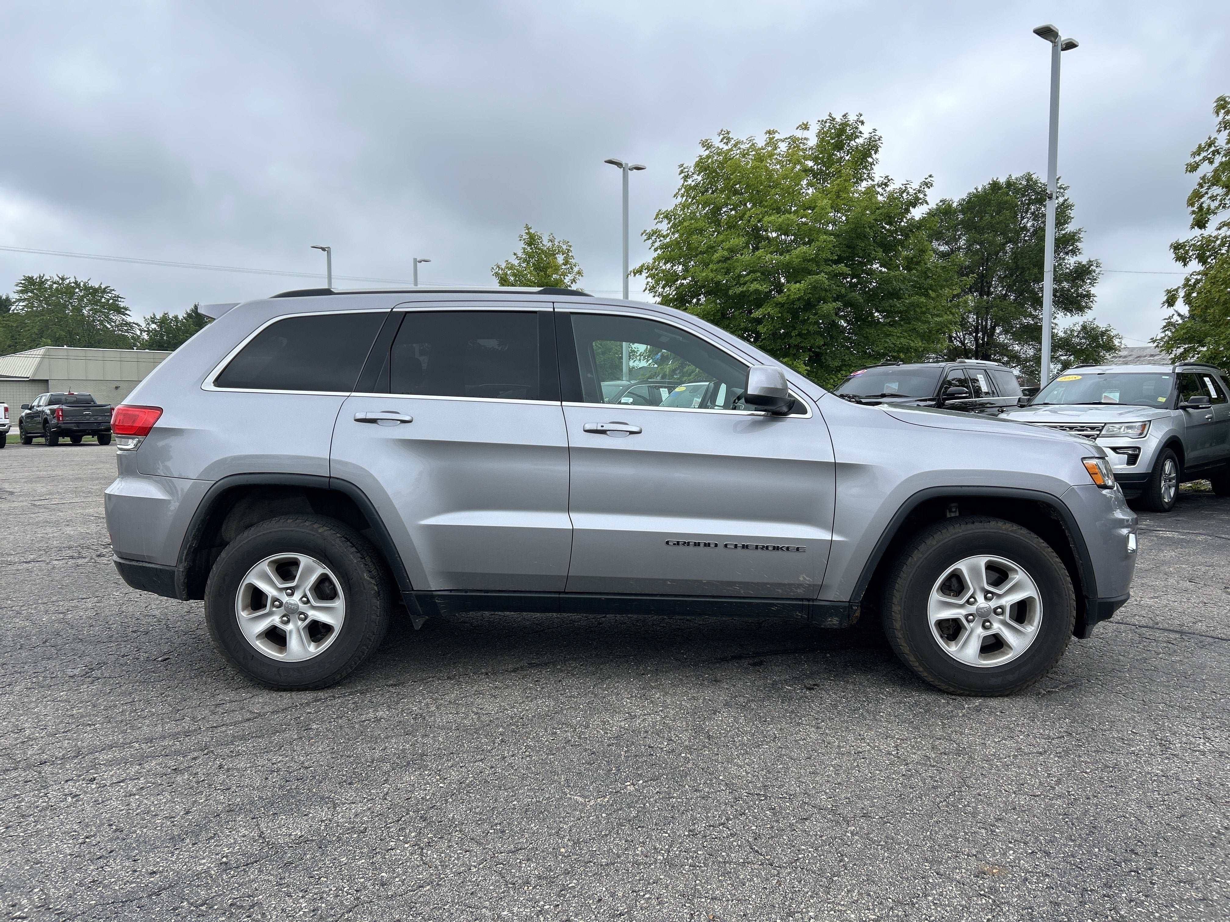 2017 Jeep Grand Cherokee Laredo
