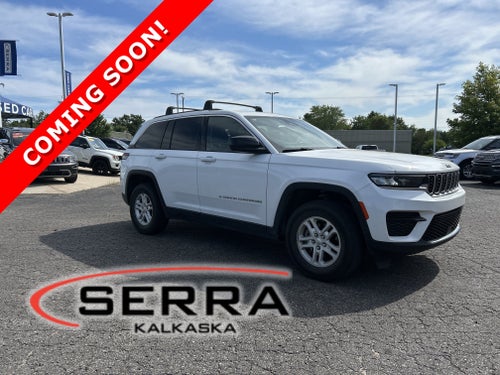 2022 Jeep Grand Cherokee Laredo 4x4