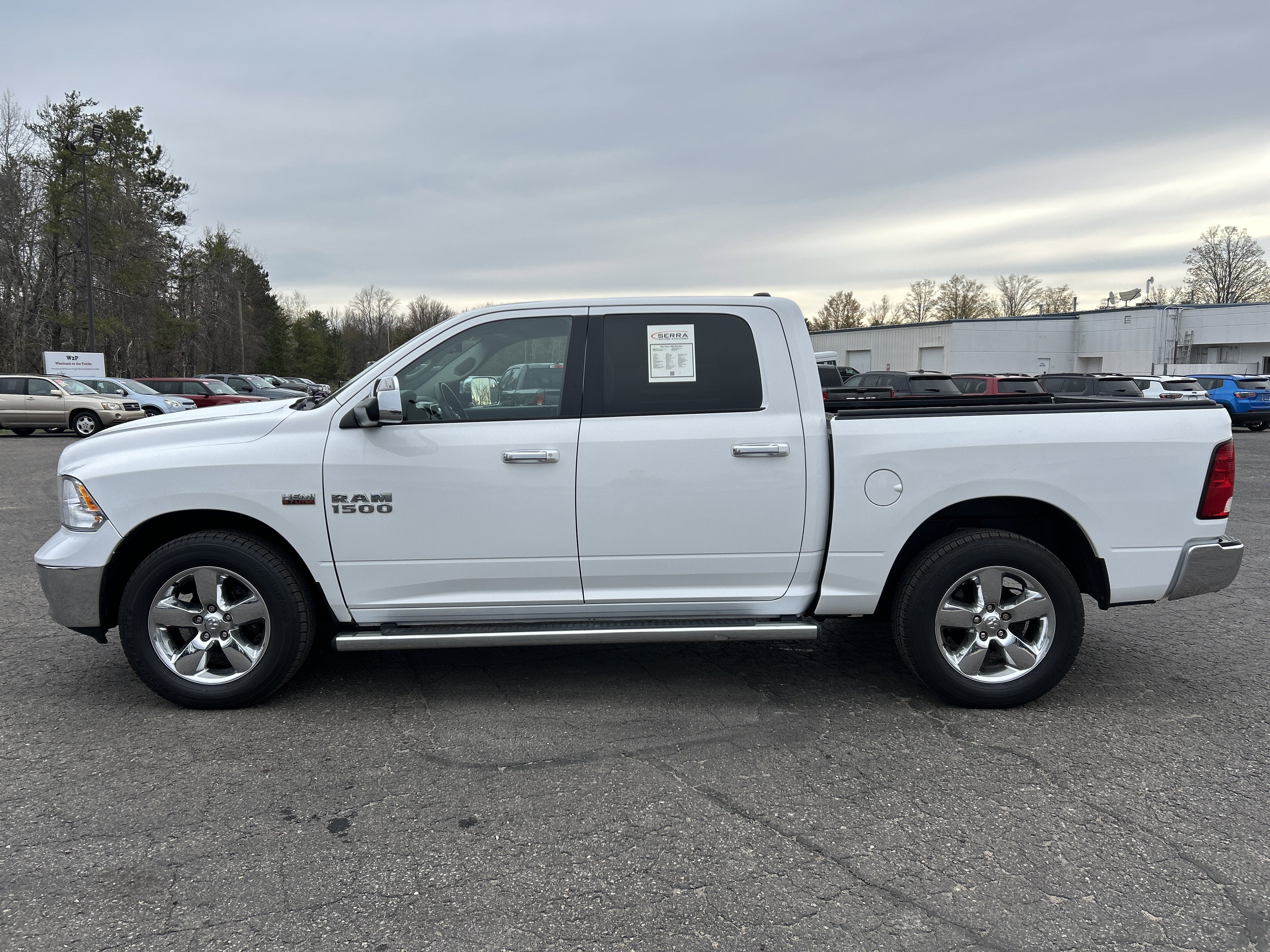 2017 RAM 1500 SLT