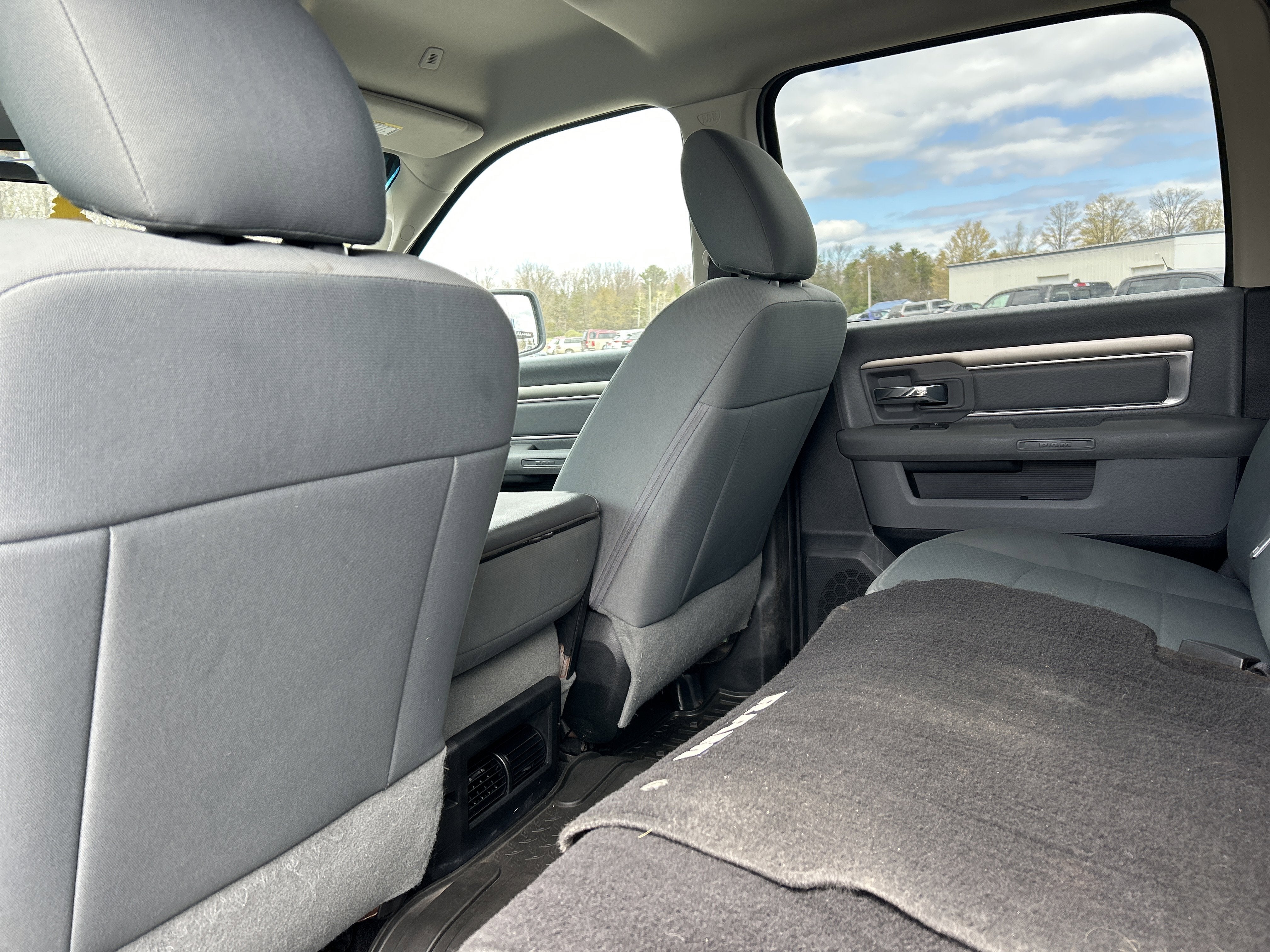 2017 RAM 1500 SLT
