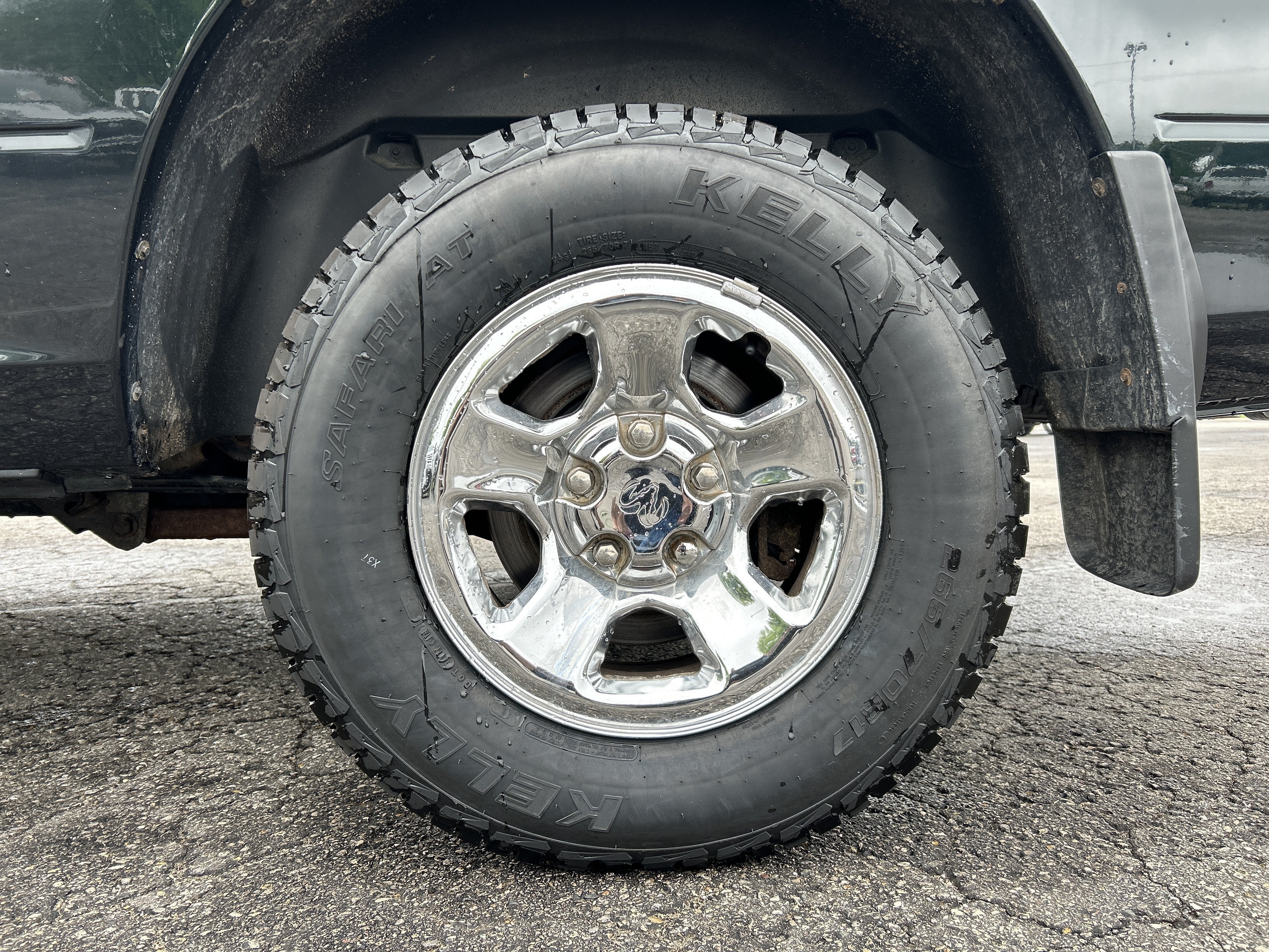 2017 RAM 1500 SLT