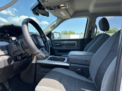 2019 RAM 1500 Classic Big Horn Crew Cab 4x4 5'7' Box