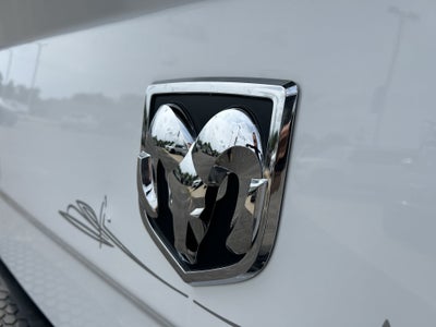 2019 RAM 1500 Classic Big Horn Crew Cab 4x4 5'7' Box