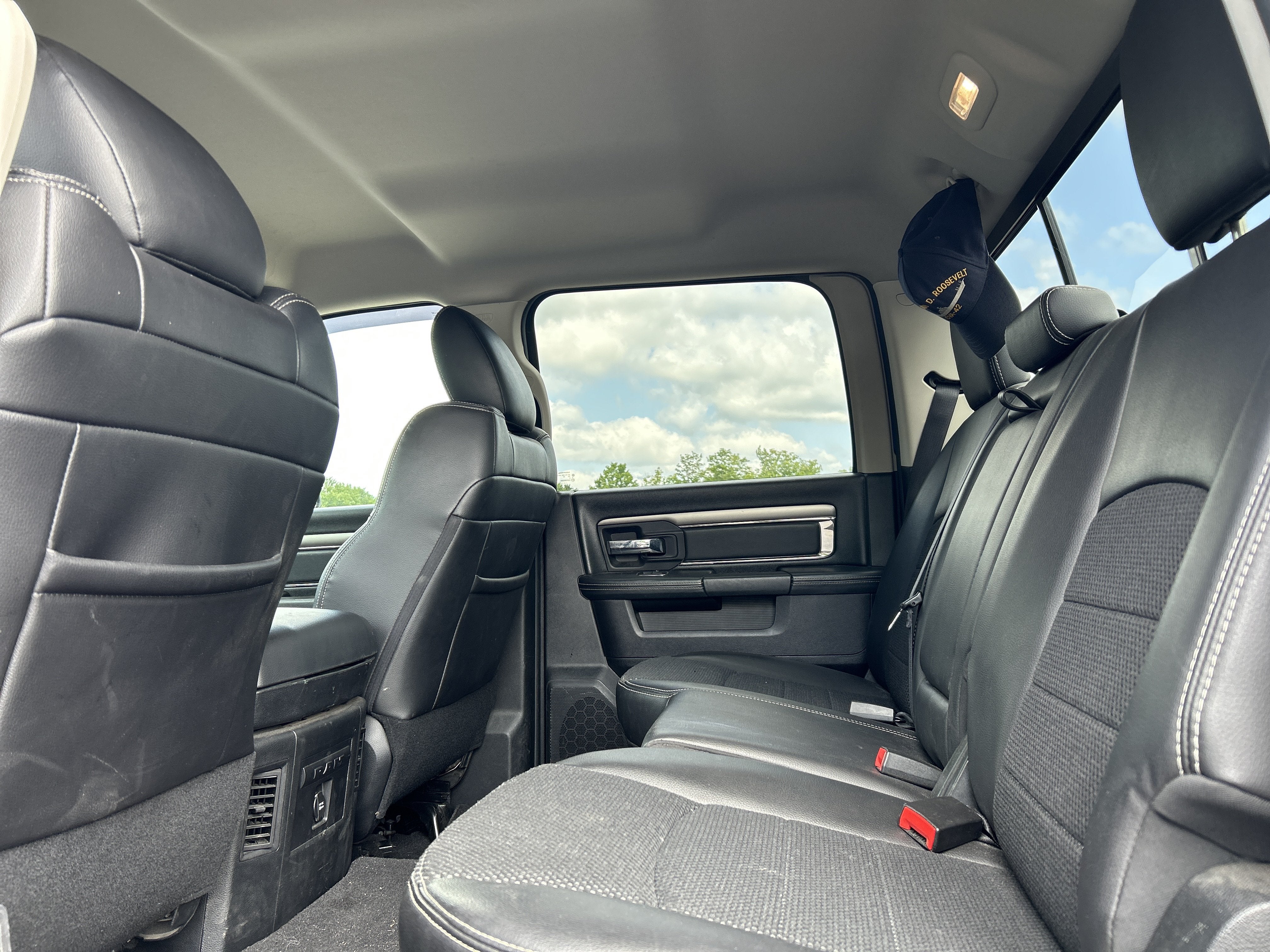 2016 RAM 1500 Sport