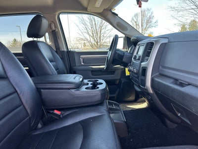 2019 RAM 1500 Classic SLT Crew Cab 4x4 6'4' Box