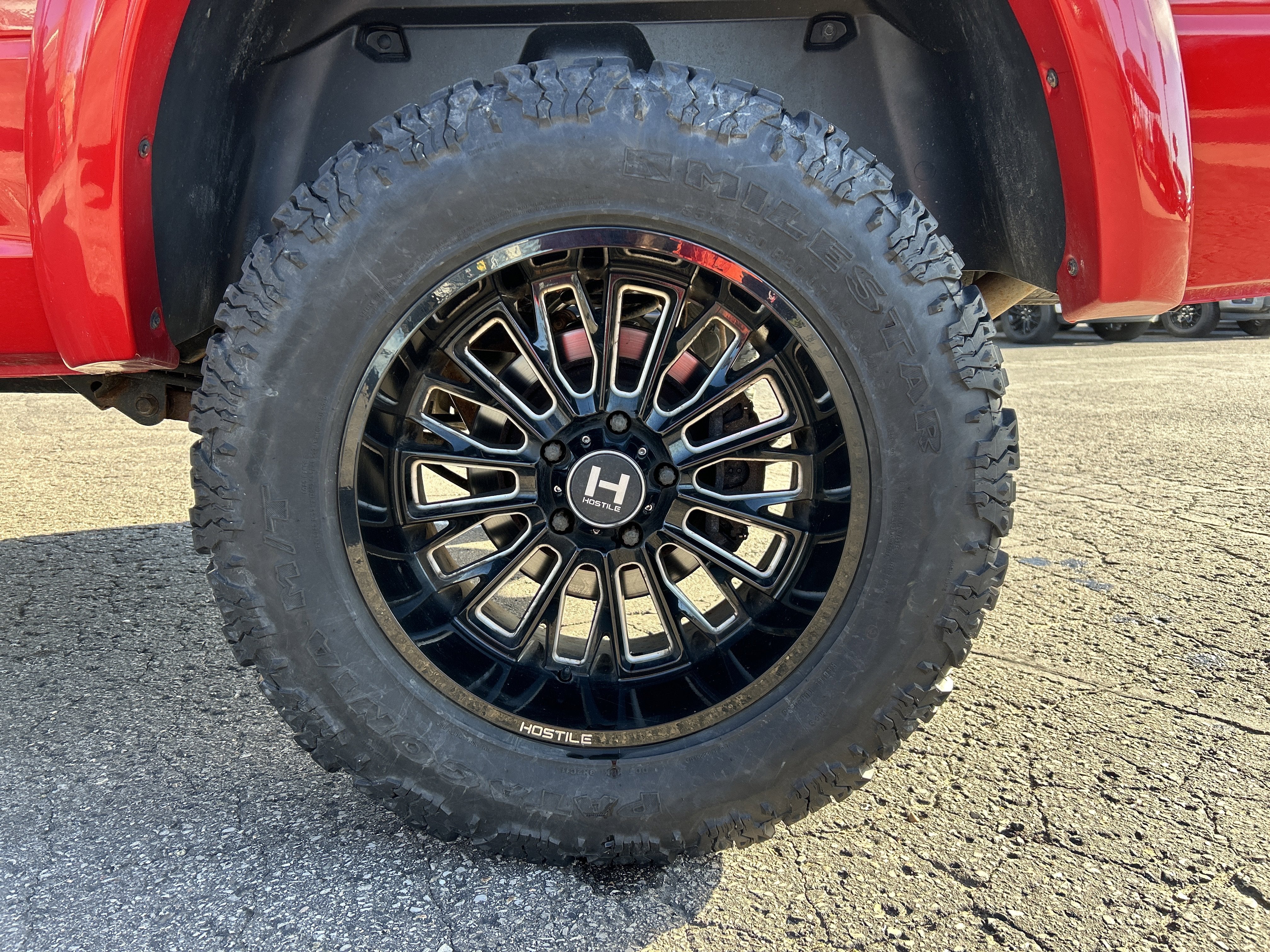 2019 RAM 1500 Classic SLT Crew Cab 4x4 6'4' Box