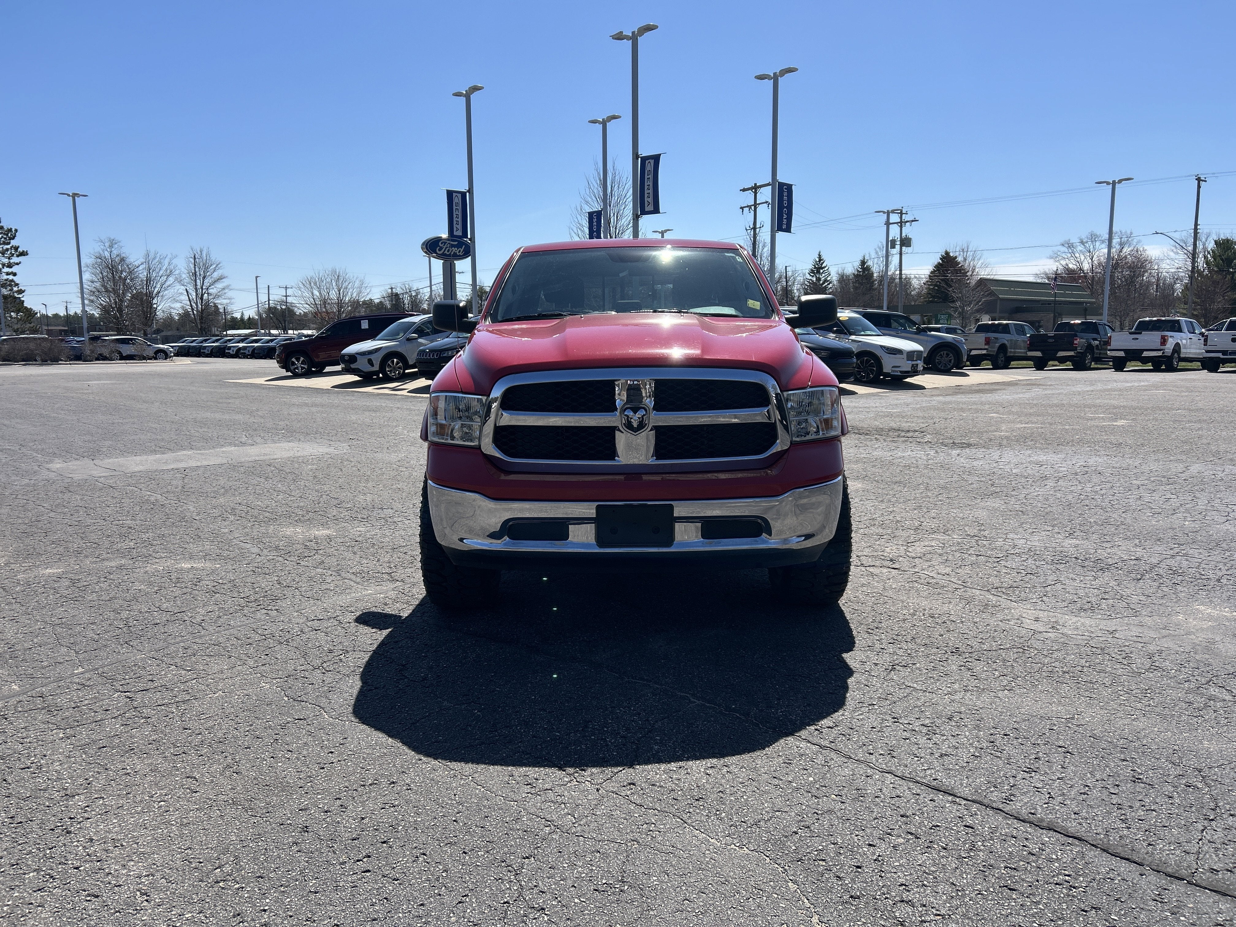 2019 RAM 1500 Classic SLT Crew Cab 4x4 6'4' Box