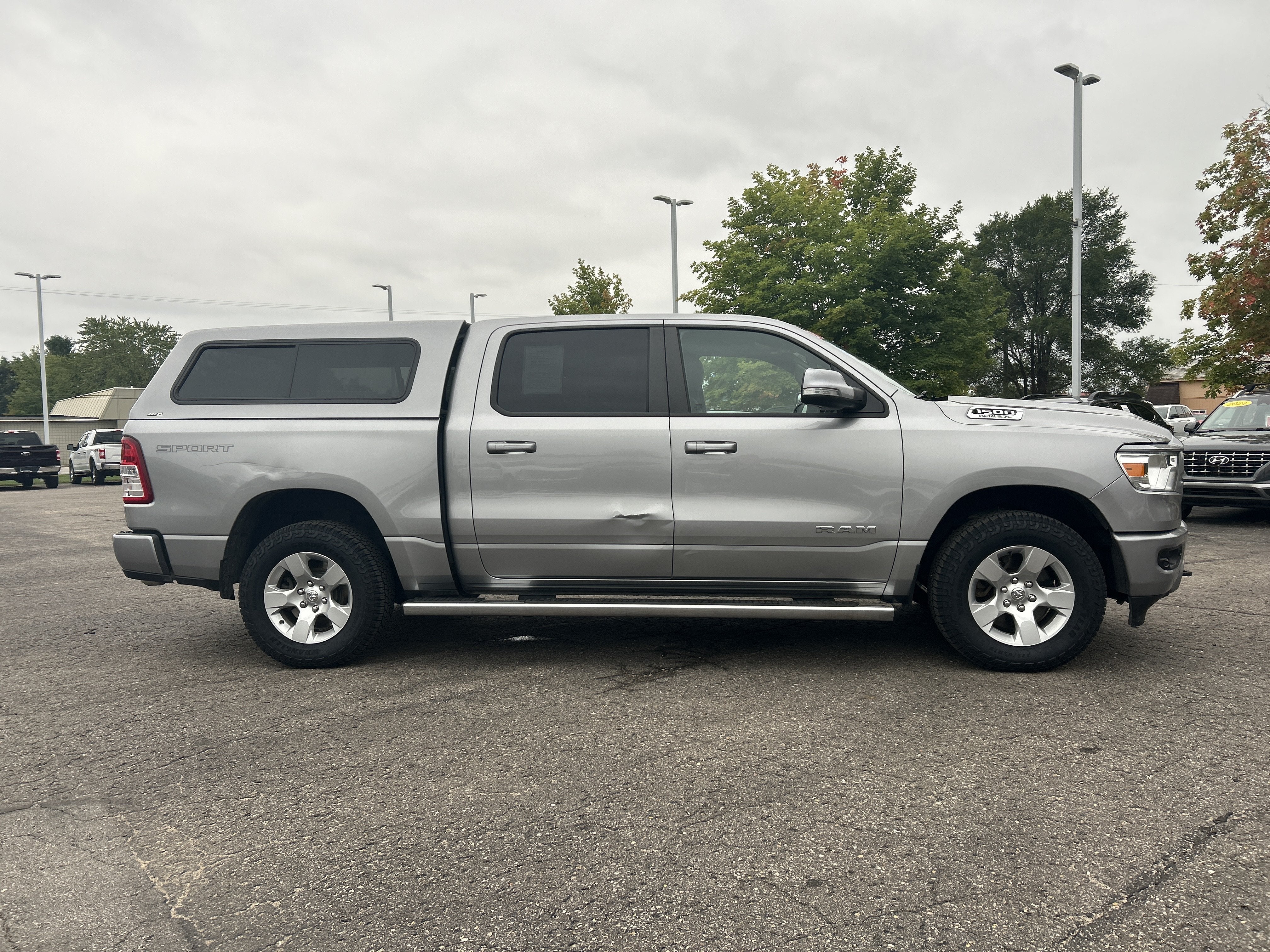 2020 RAM 1500 Big Horn Crew Cab 4x4 5'7' Box
