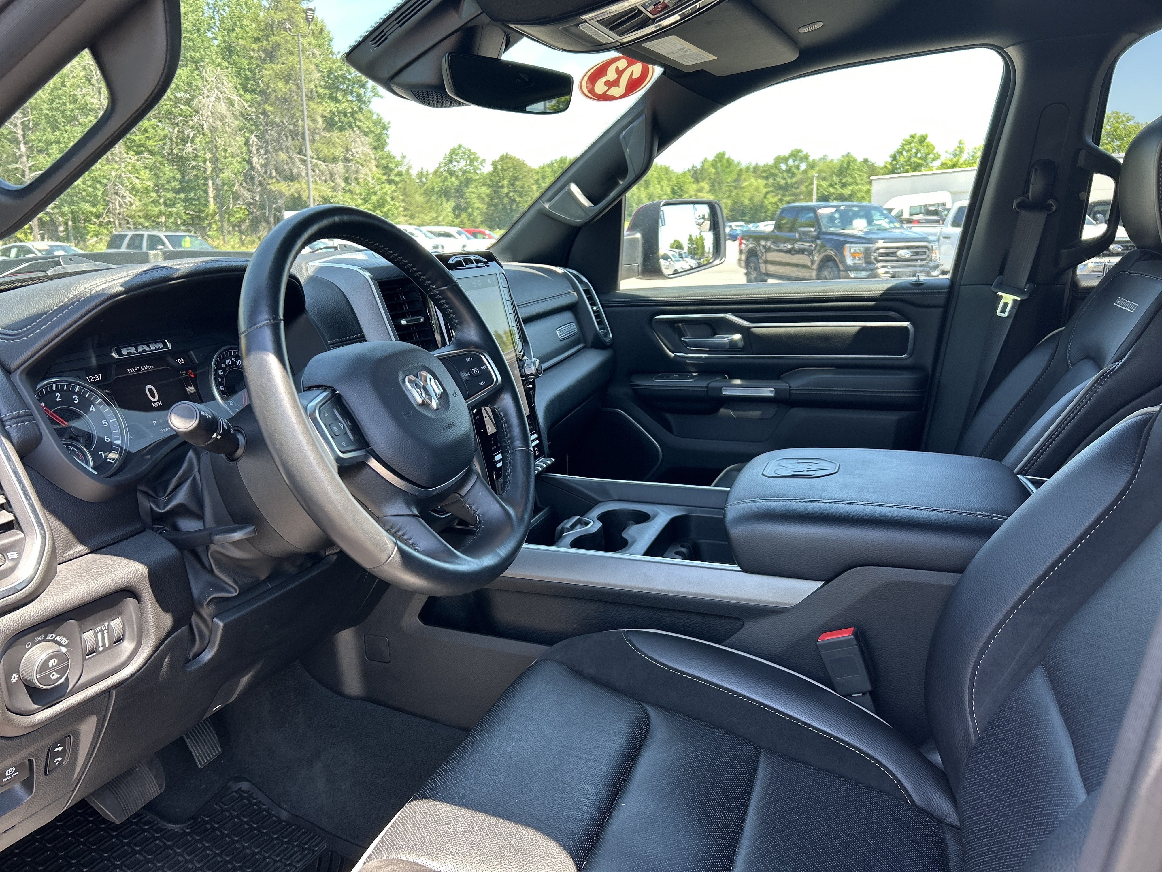 2023 RAM 1500 Laramie Crew Cab 4x4 6'4' Box