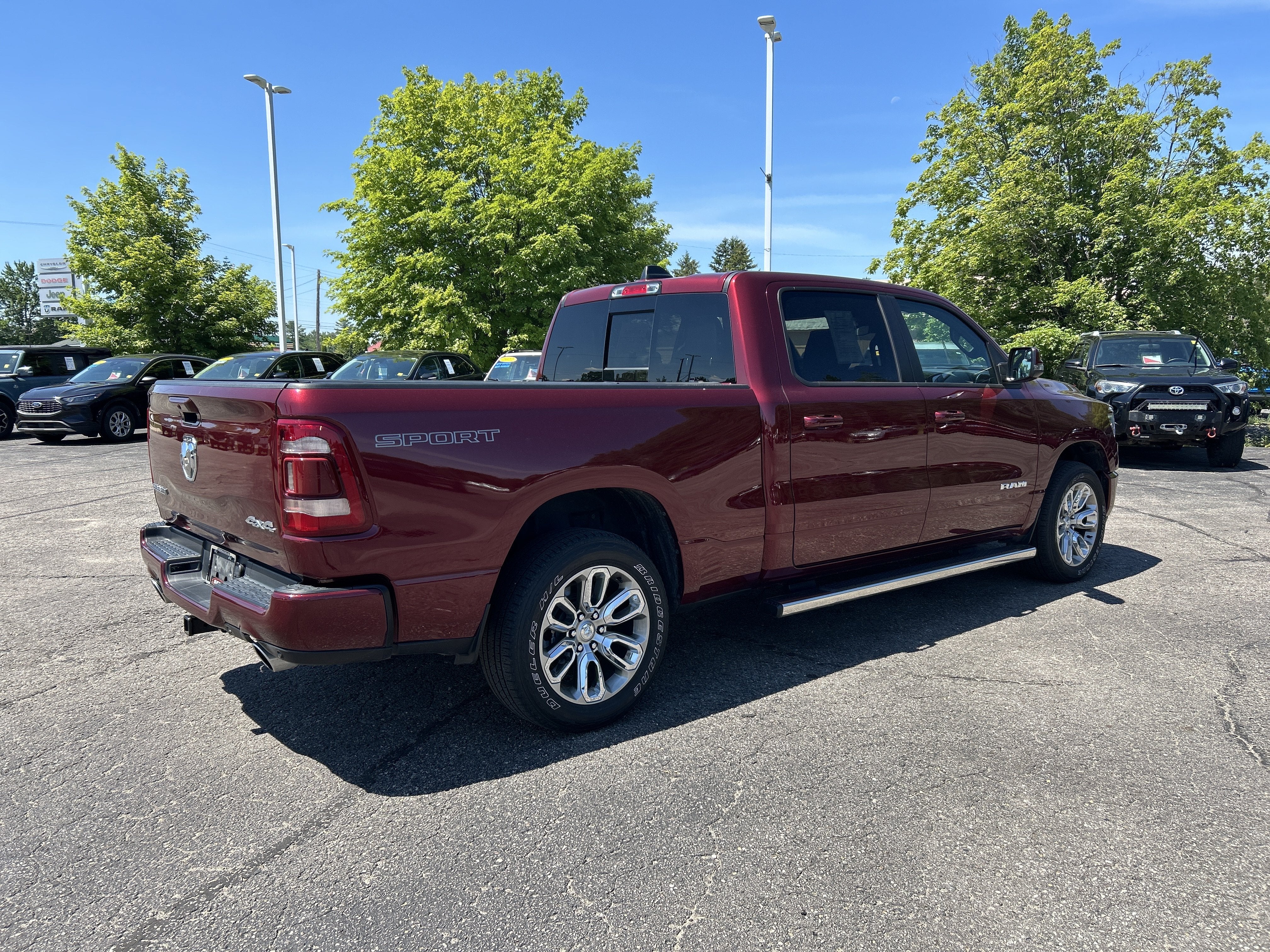 2023 RAM 1500 Laramie Crew Cab 4x4 6'4' Box