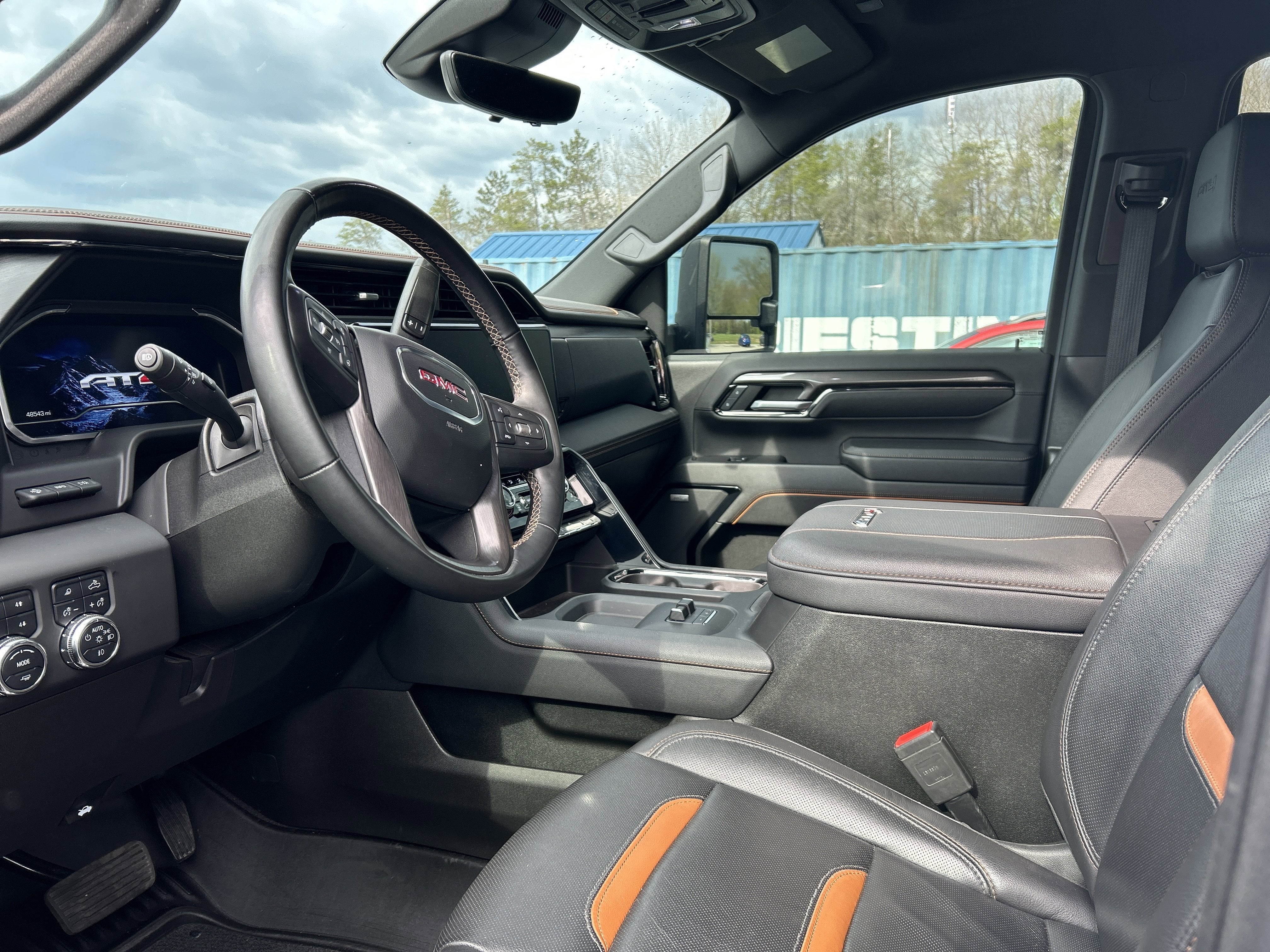 2024 GMC Sierra 2500HD 4WD Crew Cab Standard Bed AT4