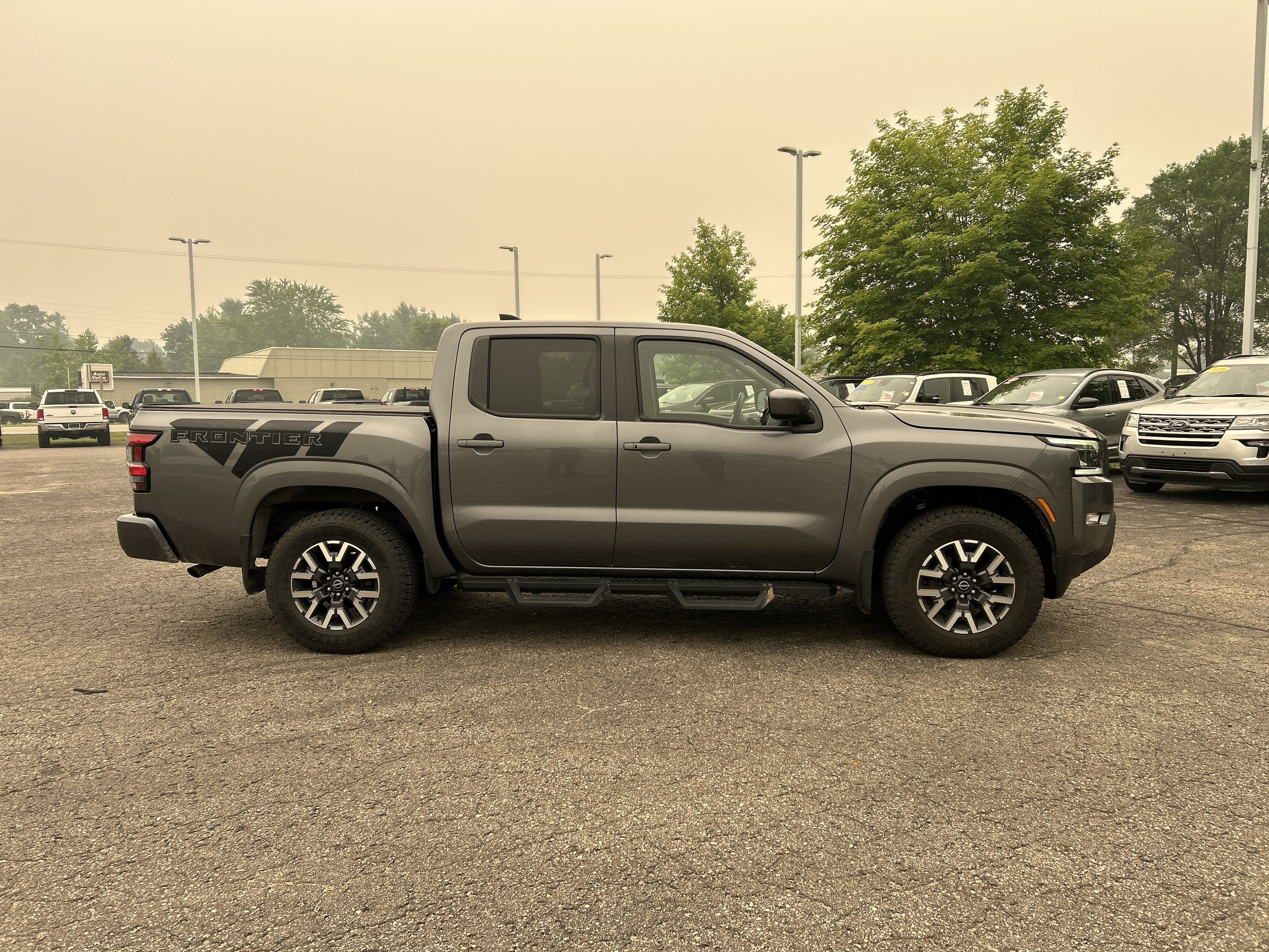 2023 Nissan Frontier Crew Cab SV 4x4