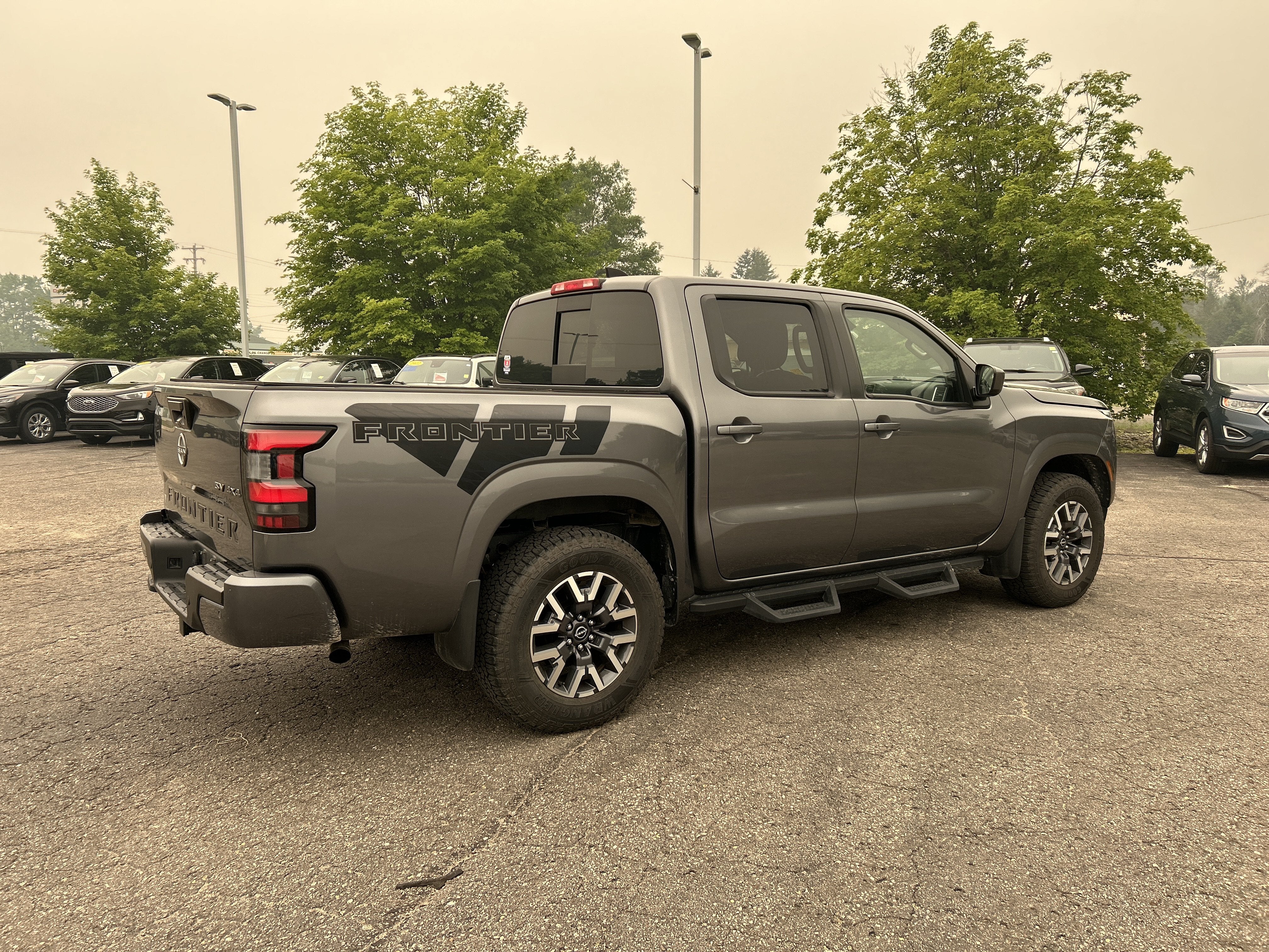 2023 Nissan Frontier Crew Cab SV 4x4