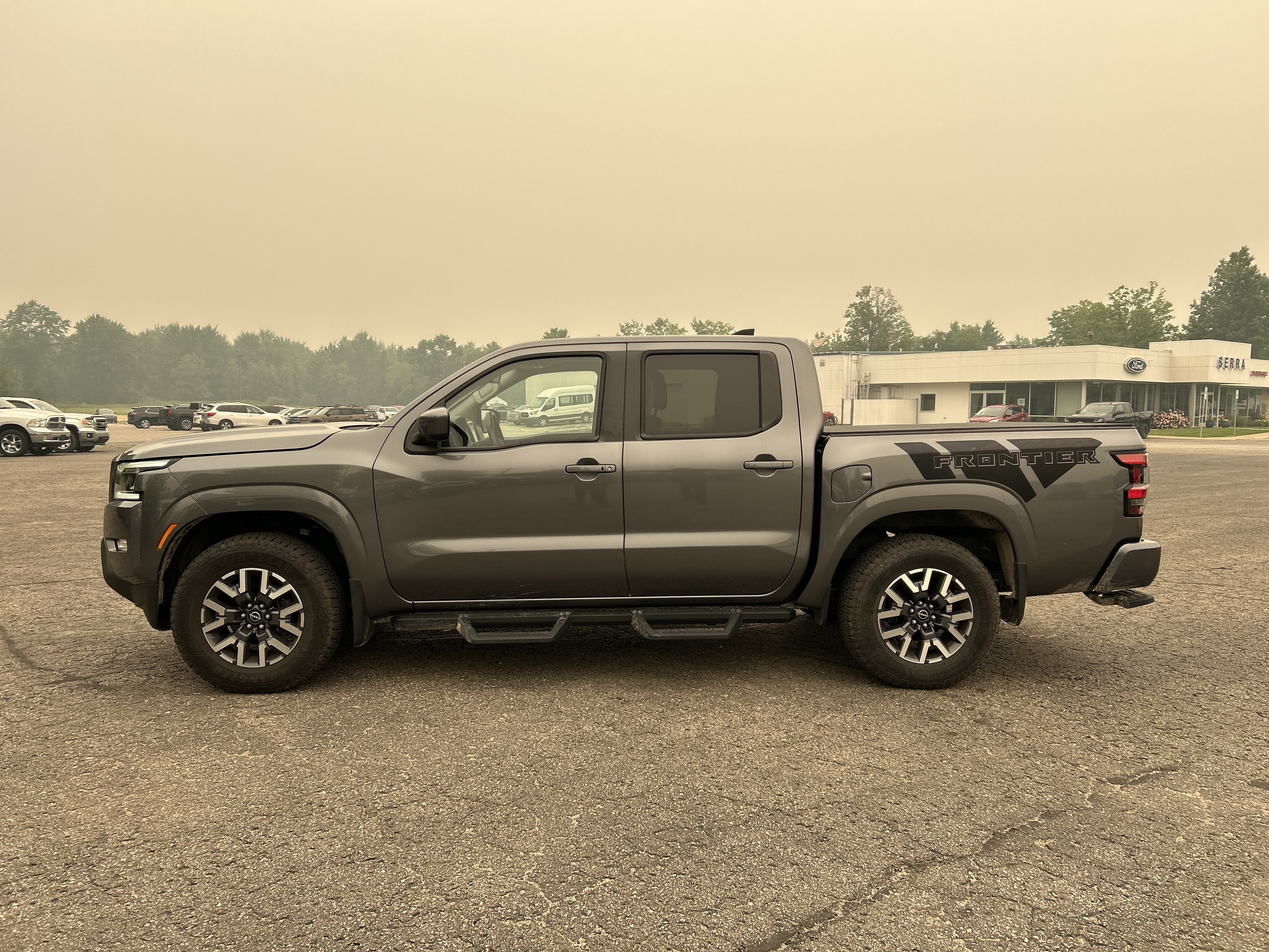 2023 Nissan Frontier Crew Cab SV 4x4