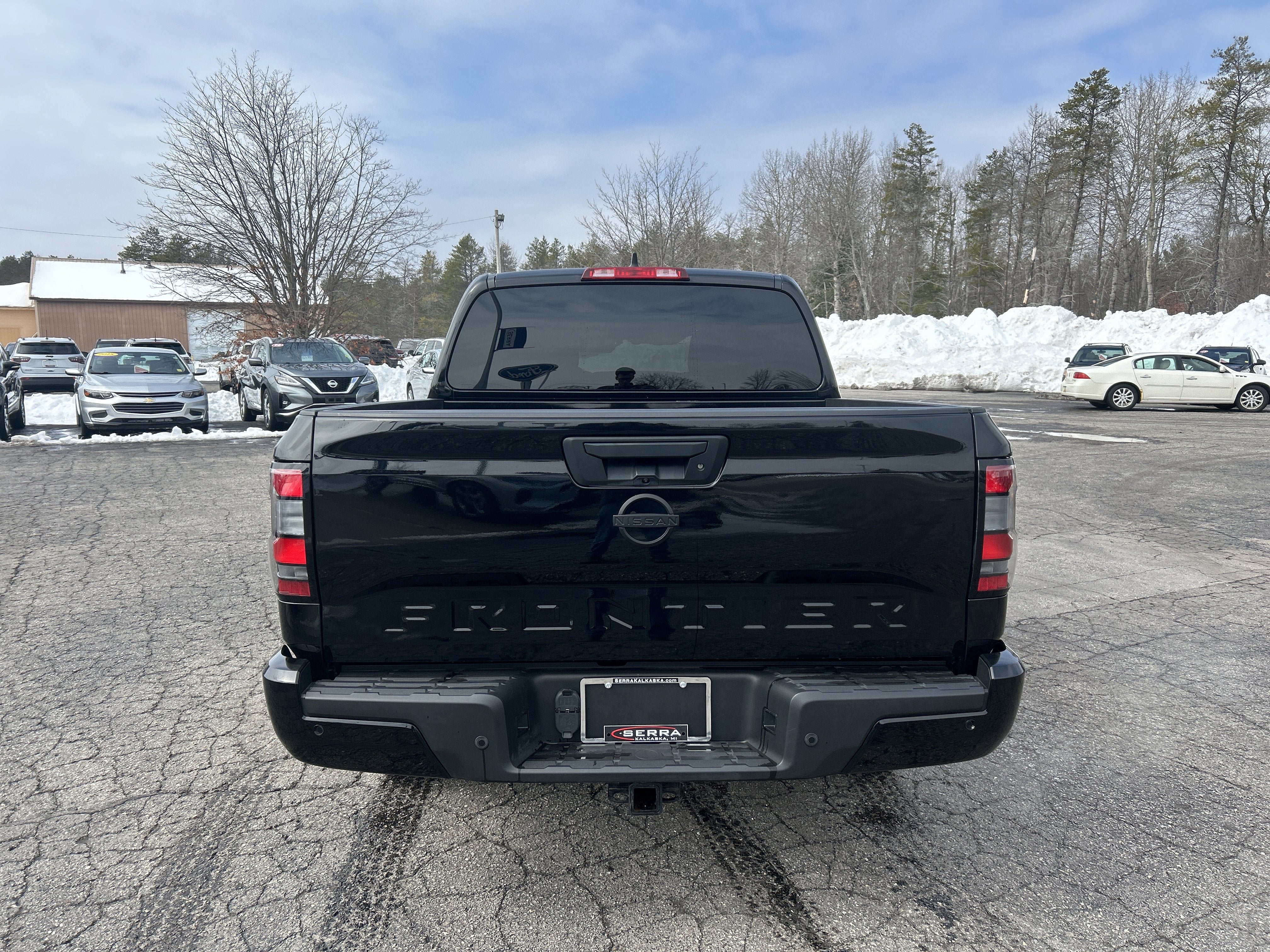 2023 Nissan Frontier SV