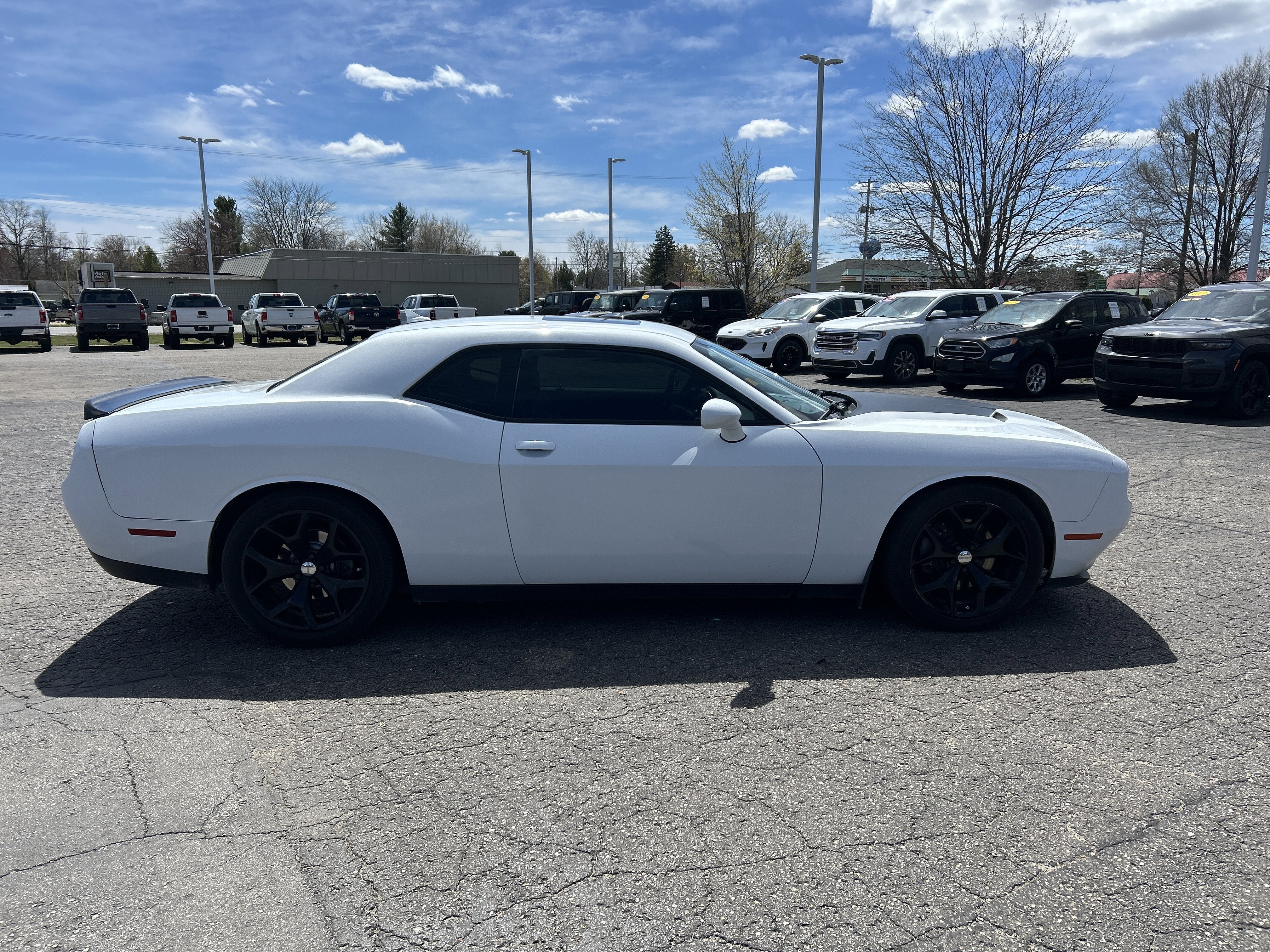 2015 Dodge Challenger SXT Plus